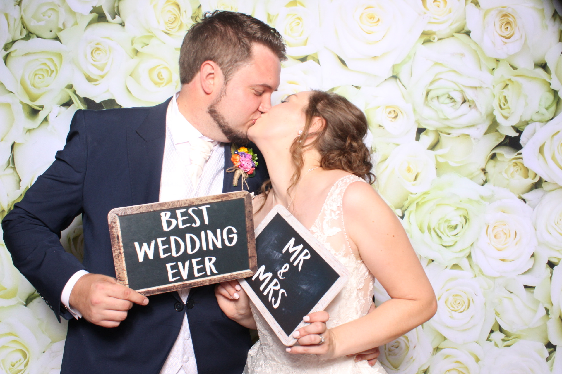 Claire & Graham | View more photos from the event at images.mobile-photo-booth.com/u/MobilePhotoBoothUK/Claire-Graham