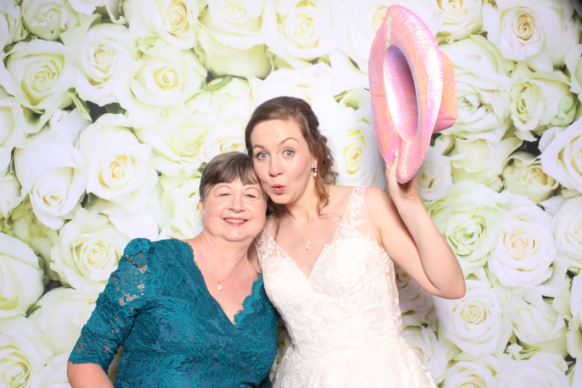 Claire & Graham | View more photos from the event at images.mobile-photo-booth.com/u/MobilePhotoBoothUK/Claire-Graham