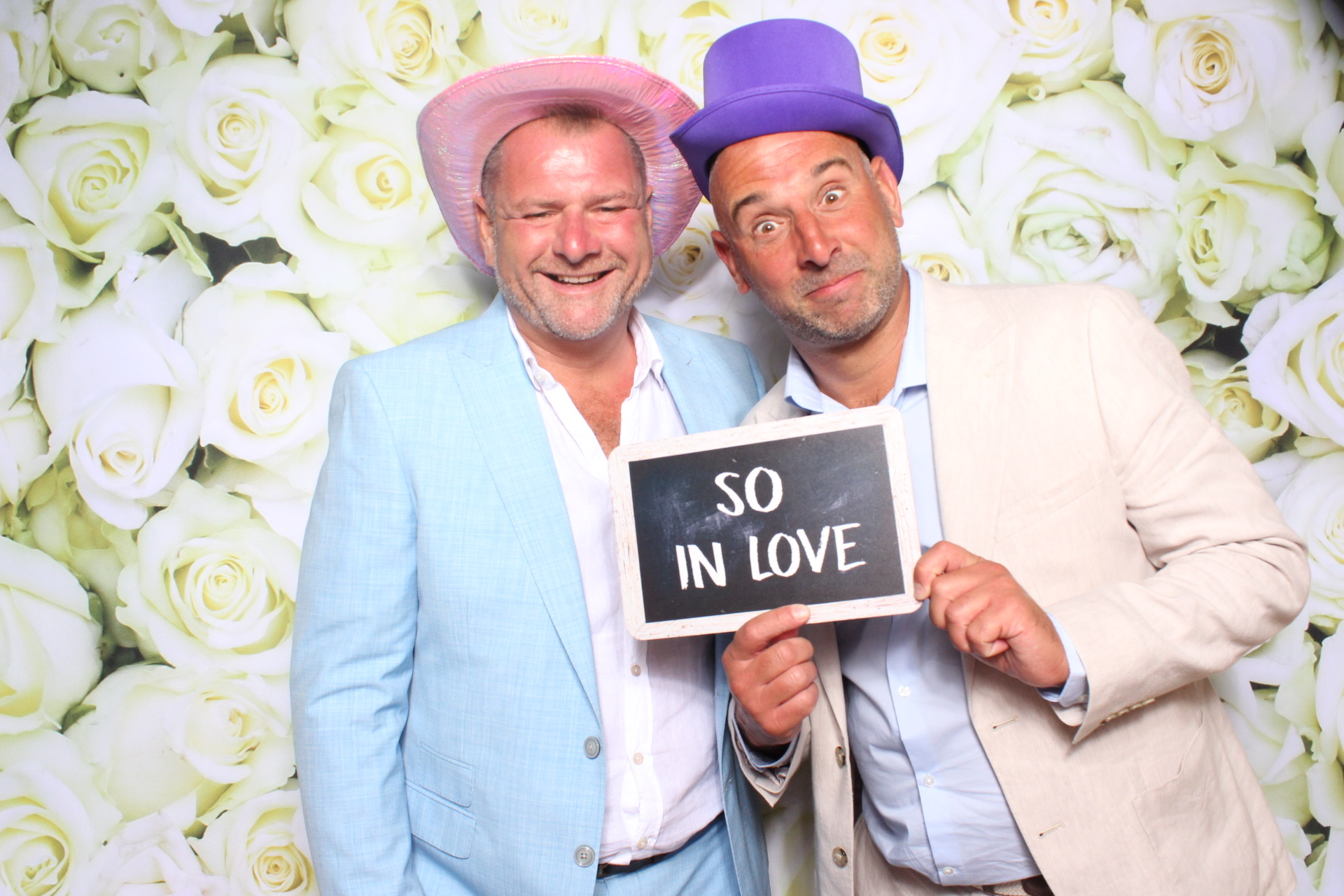 Claire & Graham | View more photos from the event at images.mobile-photo-booth.com/u/MobilePhotoBoothUK/Claire-Graham