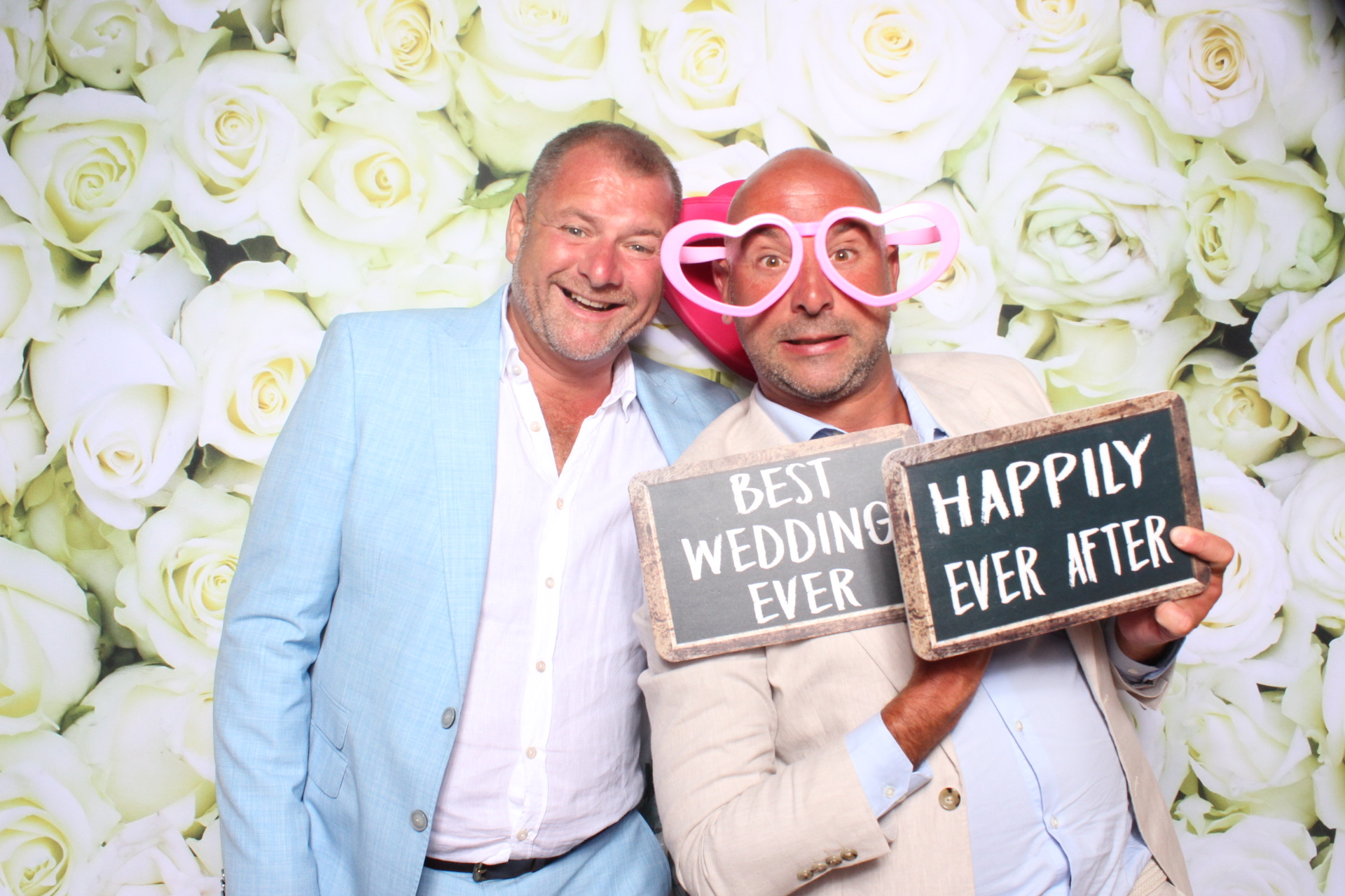 Claire & Graham | View more photos from the event at images.mobile-photo-booth.com/u/MobilePhotoBoothUK/Claire-Graham