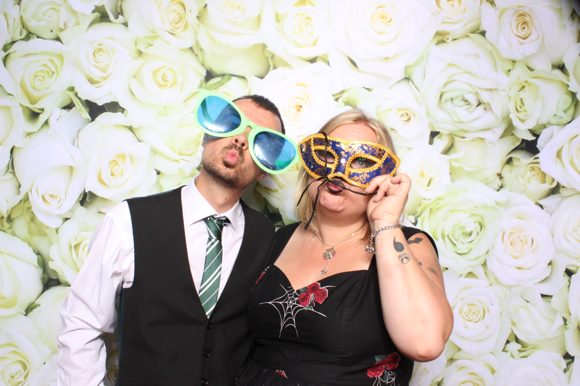 Claire & Graham | View more photos from the event at images.mobile-photo-booth.com/u/MobilePhotoBoothUK/Claire-Graham