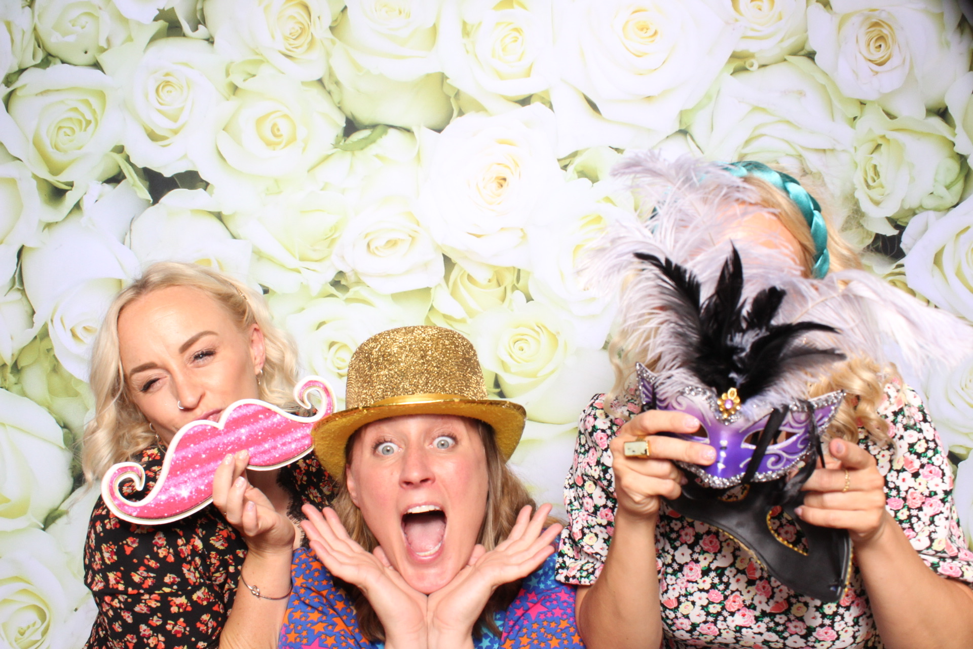 Claire & Graham | View more photos from the event at images.mobile-photo-booth.com/u/MobilePhotoBoothUK/Claire-Graham