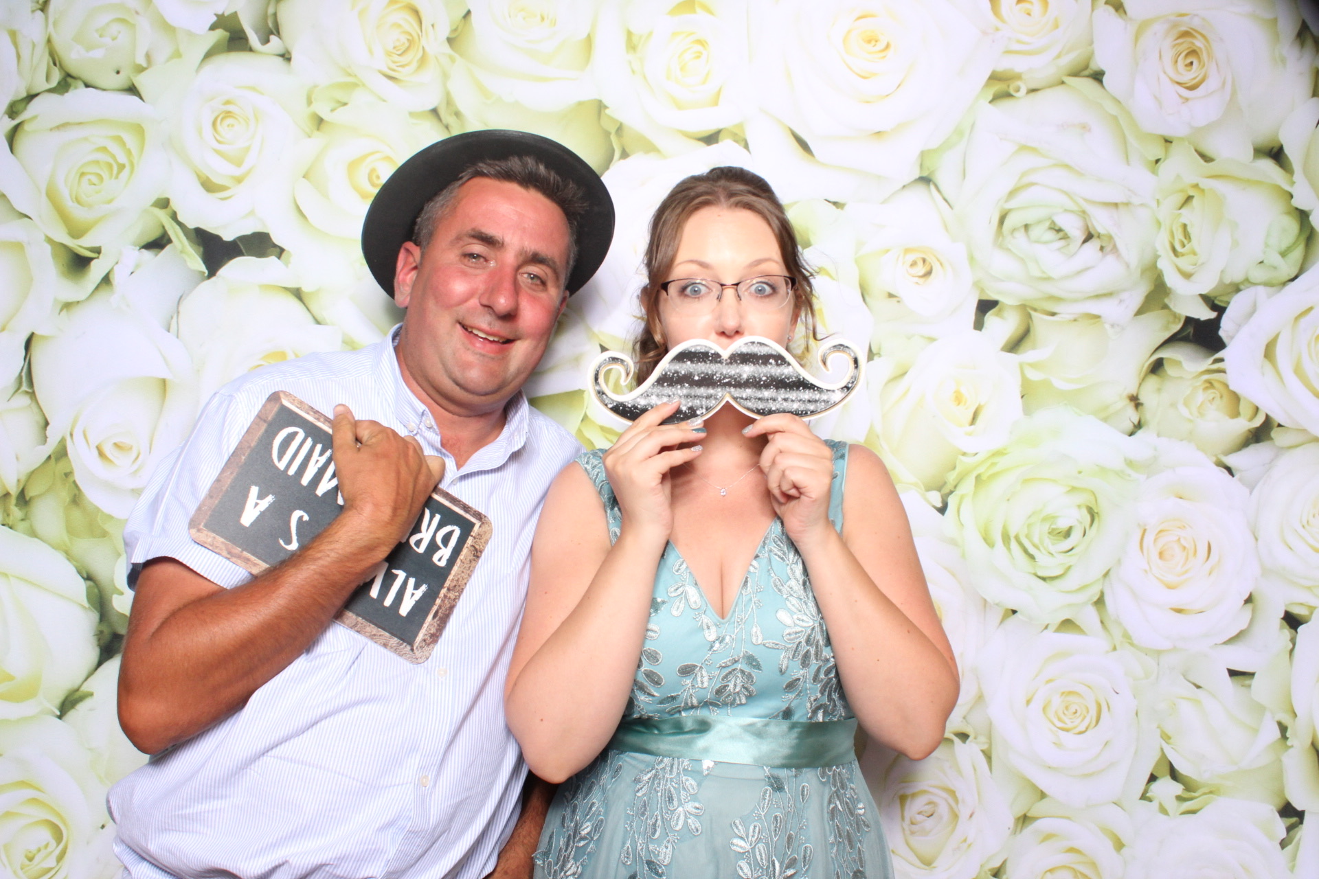 Claire & Graham | View more photos from the event at images.mobile-photo-booth.com/u/MobilePhotoBoothUK/Claire-Graham