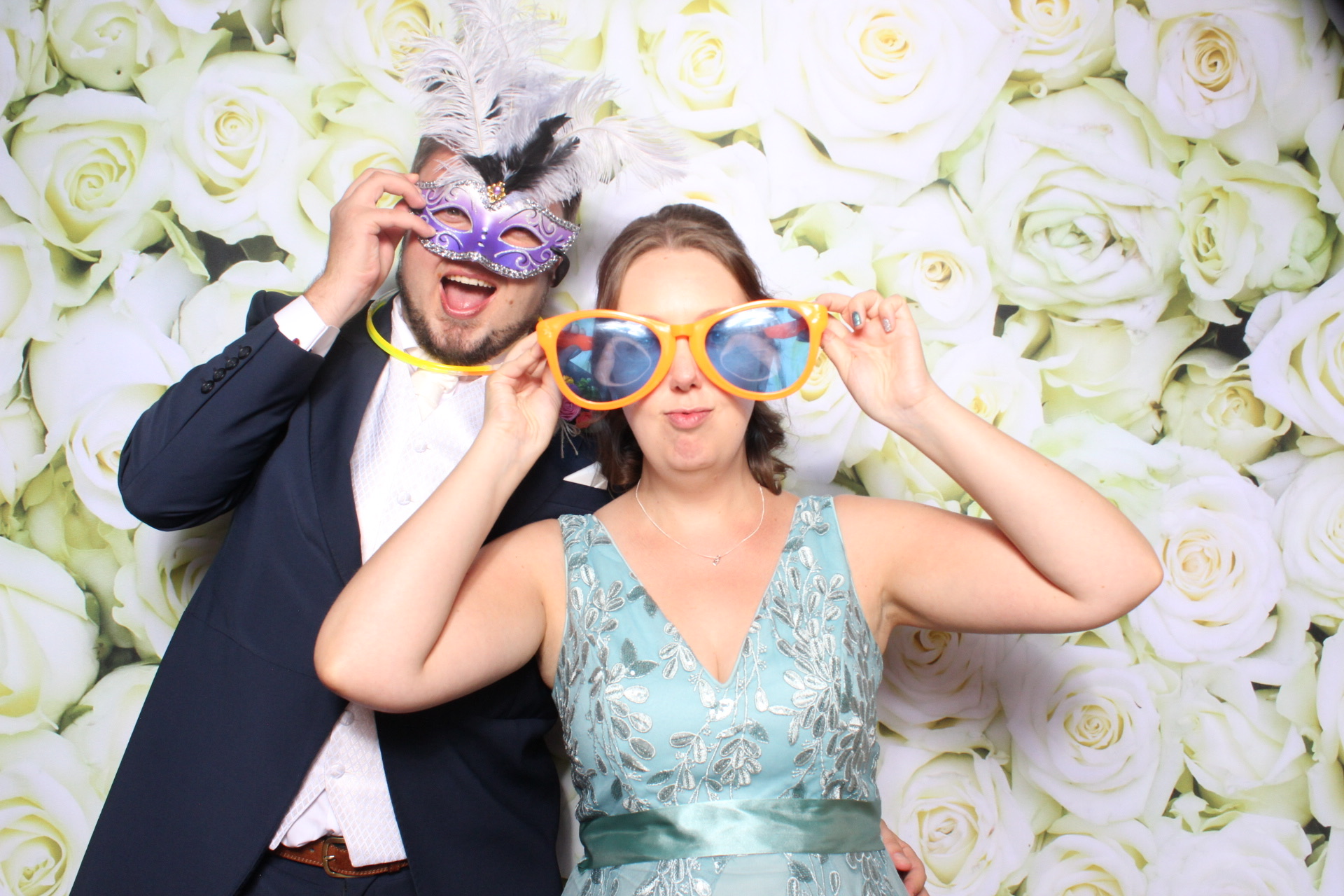 Claire & Graham | View more photos from the event at images.mobile-photo-booth.com/u/MobilePhotoBoothUK/Claire-Graham