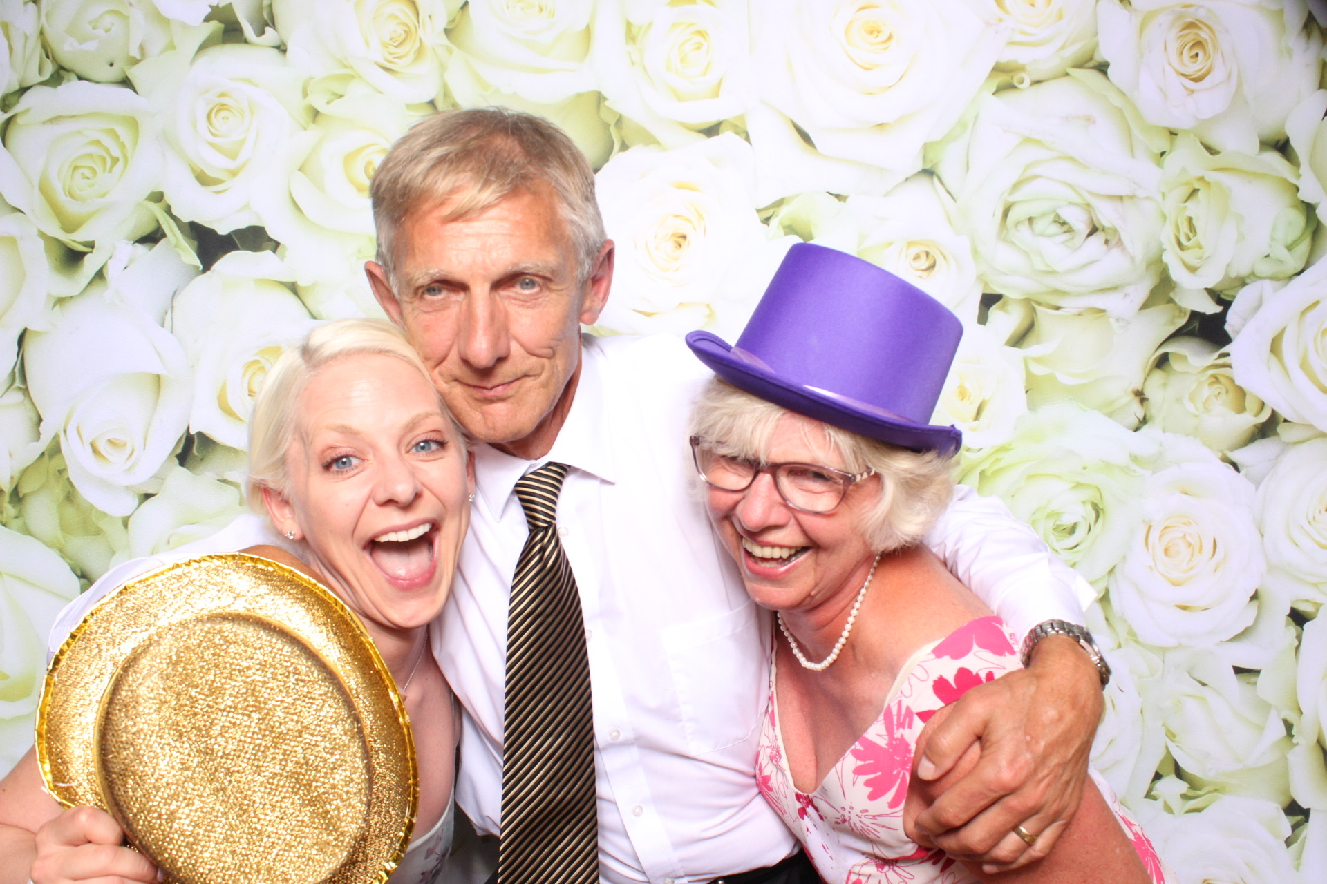 Claire & Graham | View more photos from the event at images.mobile-photo-booth.com/u/MobilePhotoBoothUK/Claire-Graham