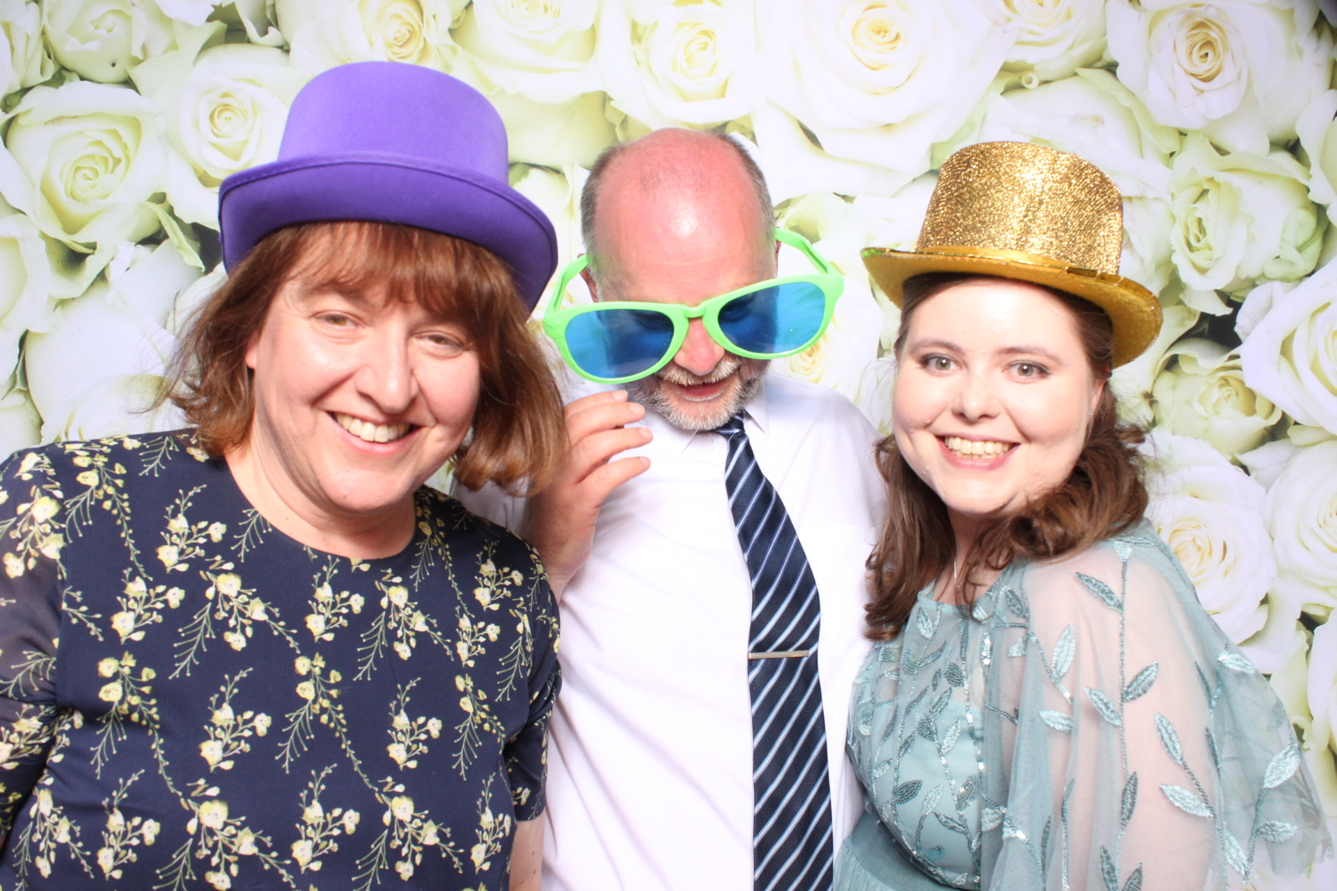 Claire & Graham | View more photos from the event at images.mobile-photo-booth.com/u/MobilePhotoBoothUK/Claire-Graham
