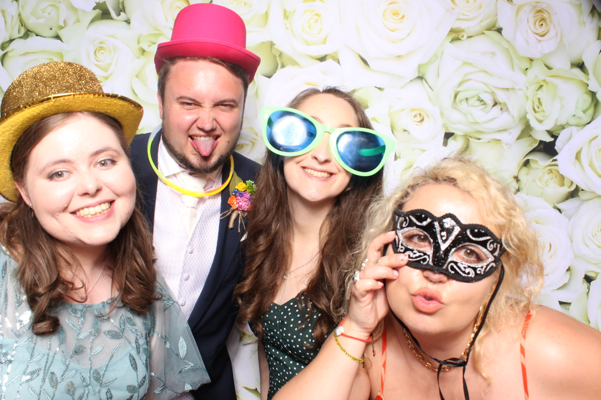 Claire & Graham | View more photos from the event at images.mobile-photo-booth.com/u/MobilePhotoBoothUK/Claire-Graham