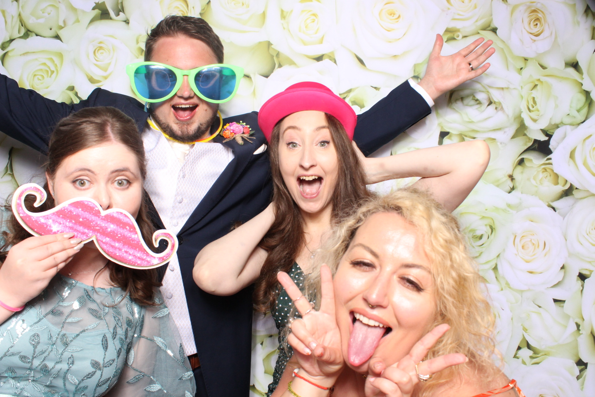 Claire & Graham | View more photos from the event at images.mobile-photo-booth.com/u/MobilePhotoBoothUK/Claire-Graham