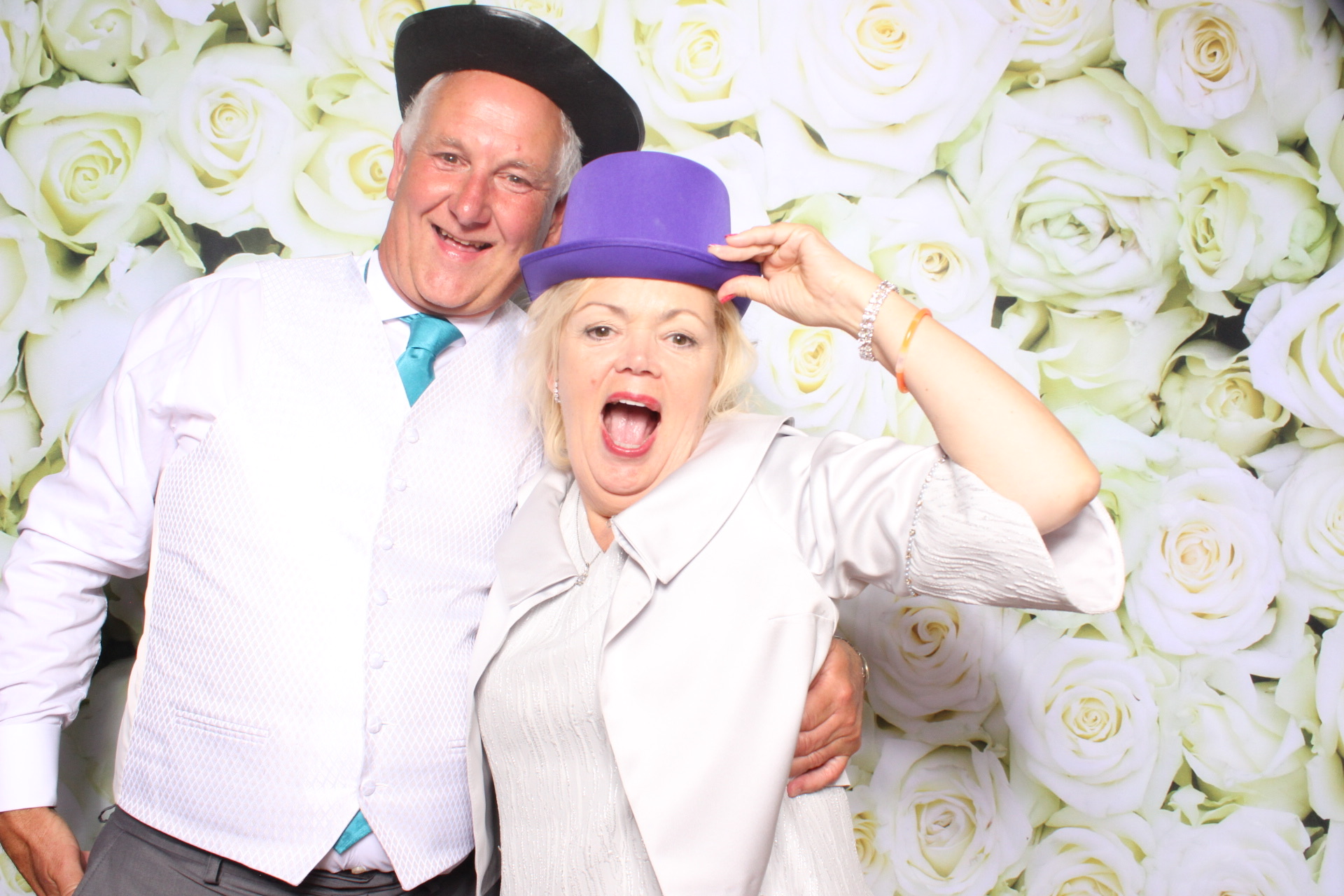 Claire & Graham | View more photos from the event at images.mobile-photo-booth.com/u/MobilePhotoBoothUK/Claire-Graham