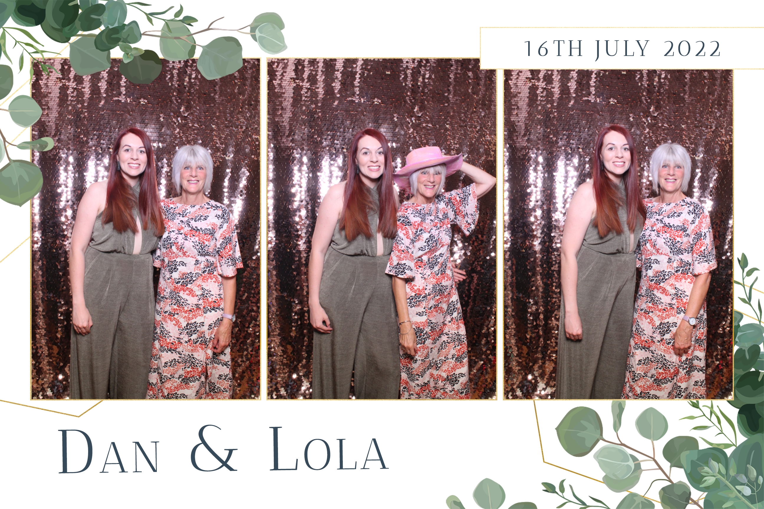 Dan & Lola | View more photos from the event at images.mobile-photo-booth.com/u/MobilePhotoBoothUK/Dan-Lola