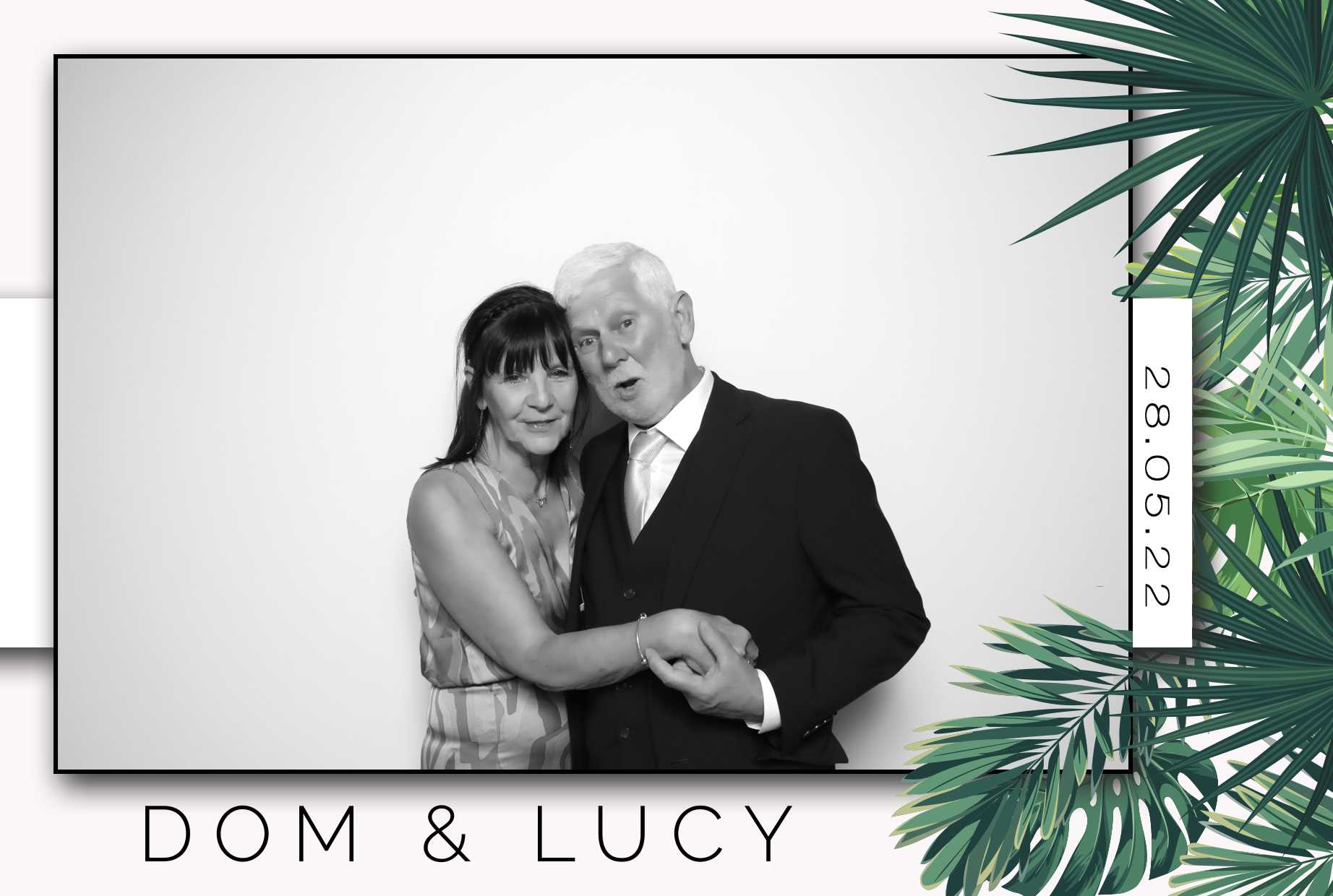 Dom & Lucy | View more photos from the event at images.mobile-photo-booth.com/u/MobilePhotoBoothUK/Dom-Lucy