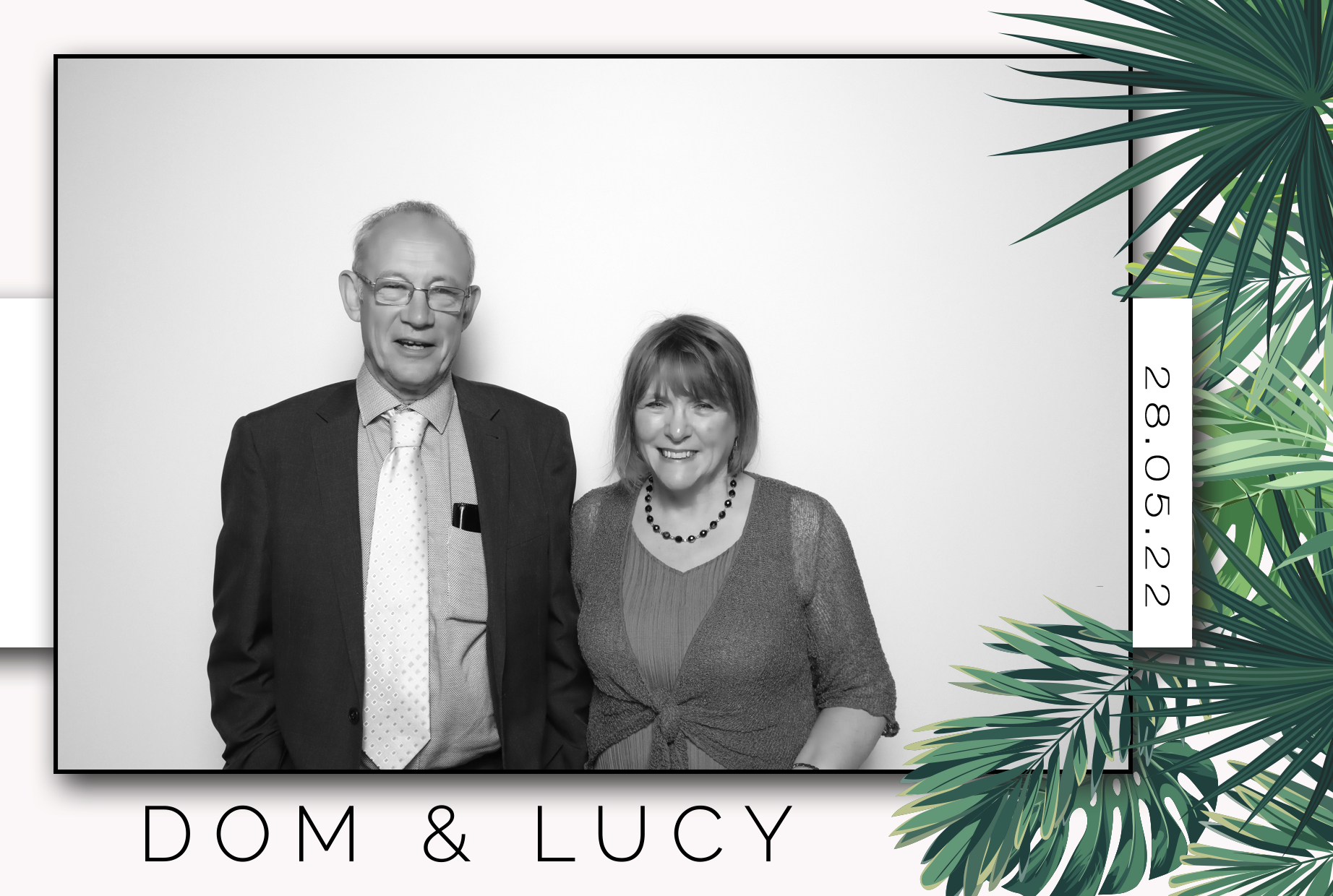 Dom & Lucy | View more photos from the event at images.mobile-photo-booth.com/u/MobilePhotoBoothUK/Dom-Lucy
