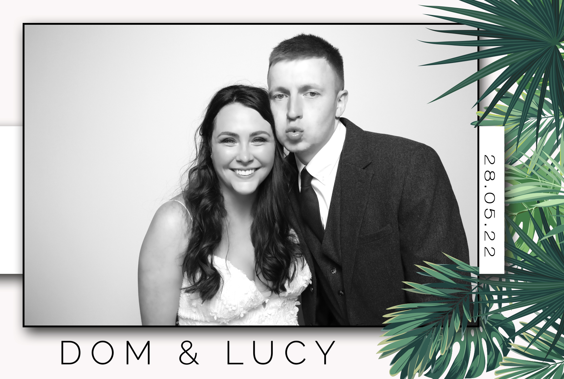 Dom & Lucy | View more photos from the event at images.mobile-photo-booth.com/u/MobilePhotoBoothUK/Dom-Lucy