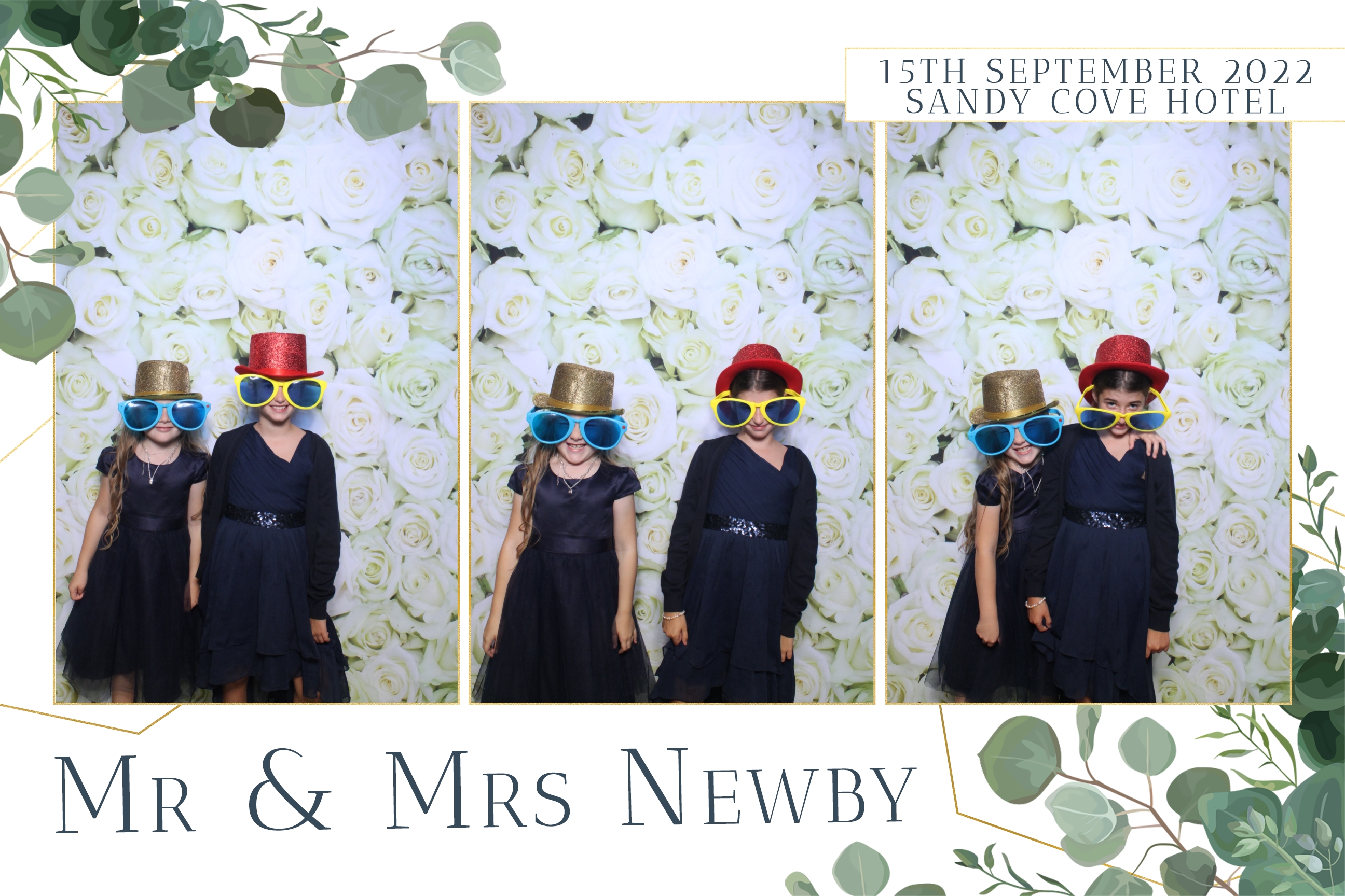 Ellie & Jon | View more photos from the event at images.mobile-photo-booth.com/u/MobilePhotoBoothUK/Ellie-Jon