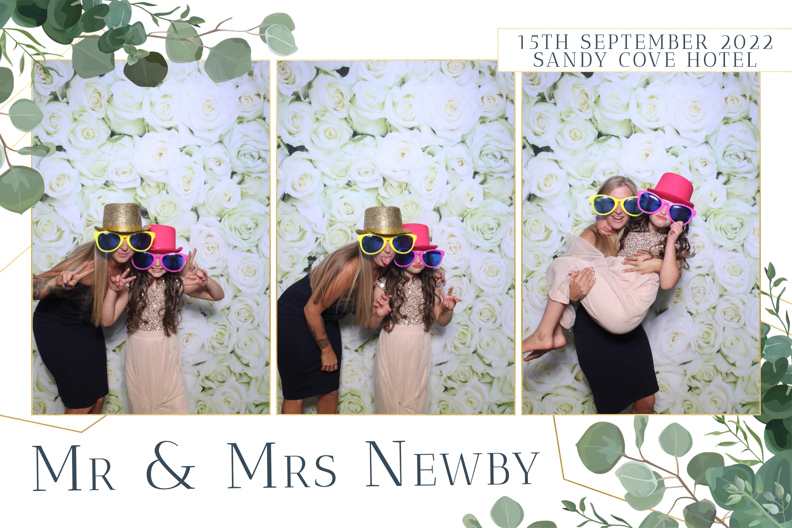Ellie & Jon | View more photos from the event at images.mobile-photo-booth.com/u/MobilePhotoBoothUK/Ellie-Jon