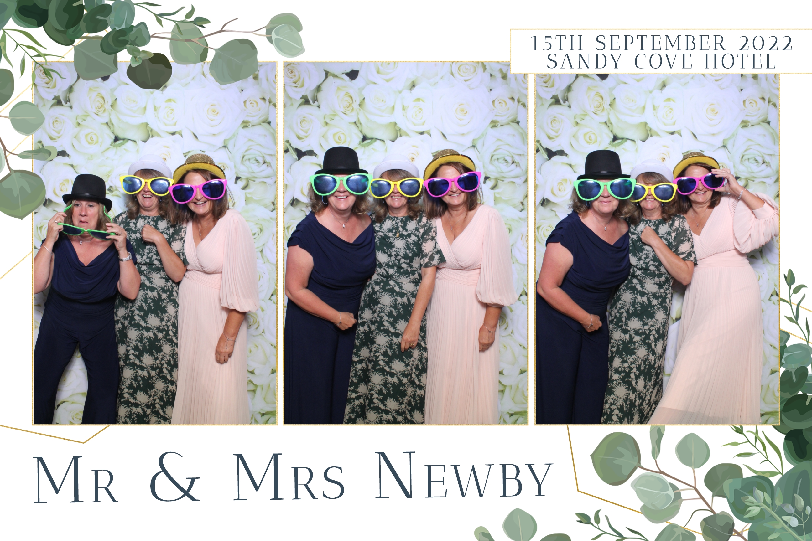 Ellie & Jon | View more photos from the event at images.mobile-photo-booth.com/u/MobilePhotoBoothUK/Ellie-Jon