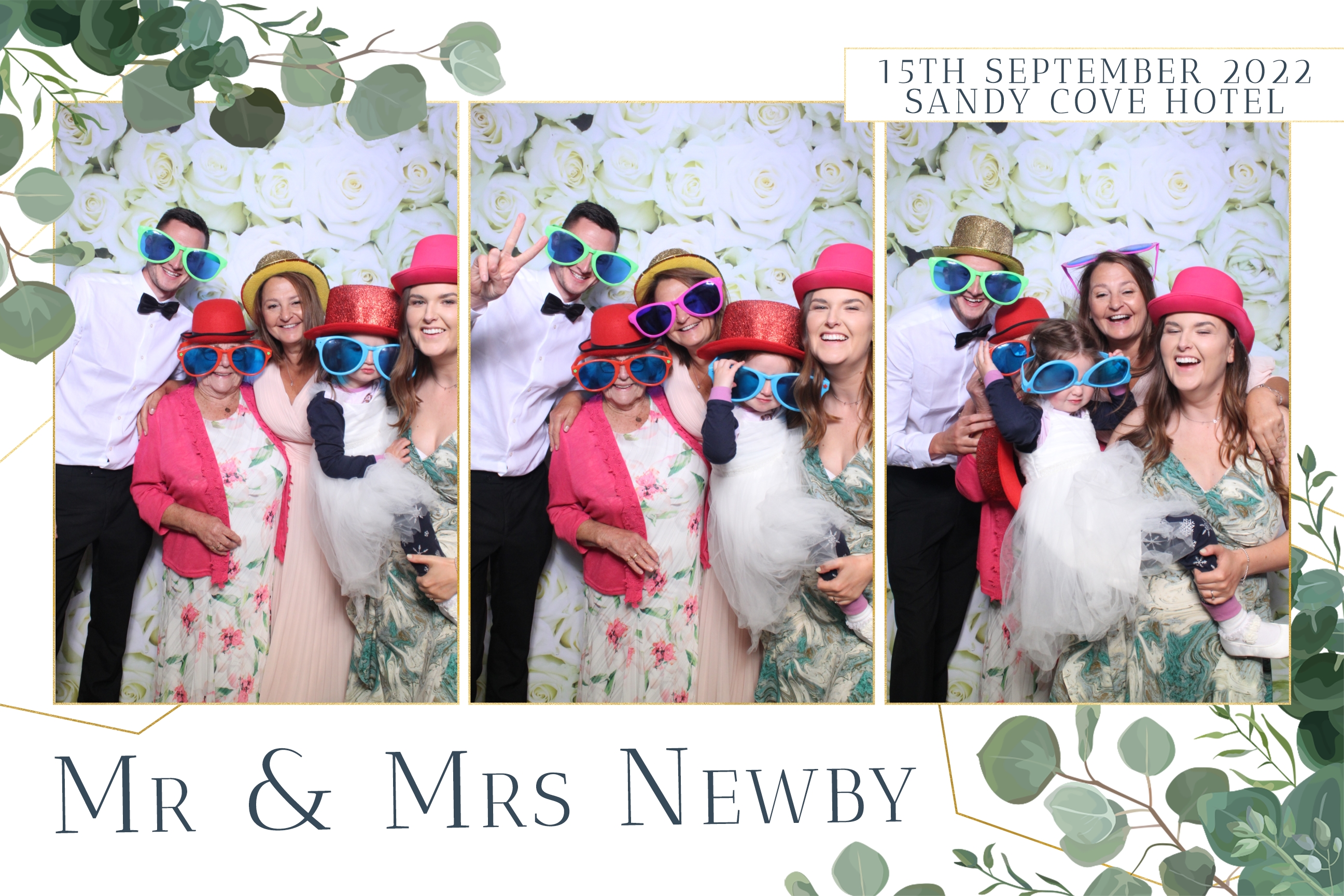 Ellie & Jon | View more photos from the event at images.mobile-photo-booth.com/u/MobilePhotoBoothUK/Ellie-Jon