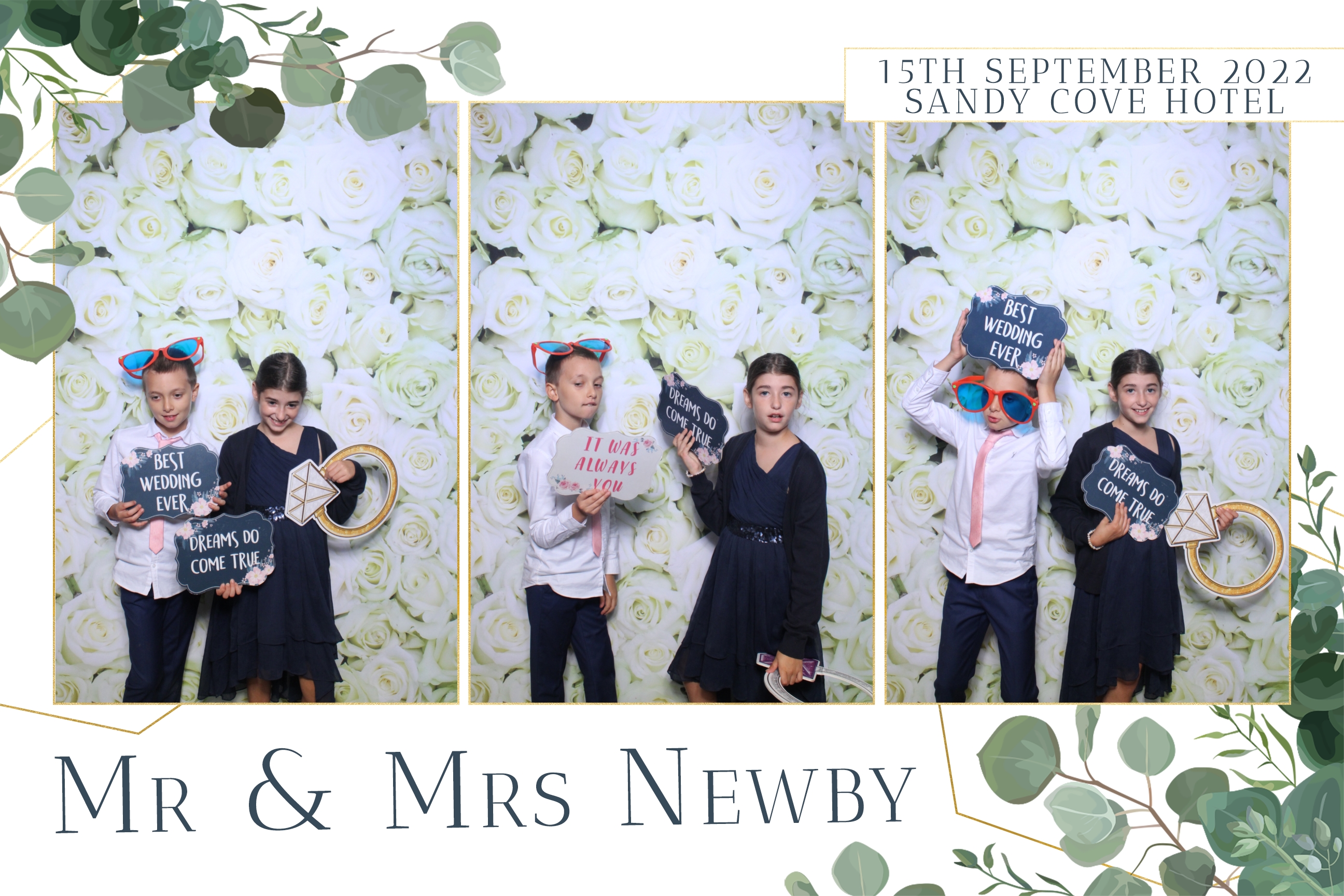 Ellie & Jon | View more photos from the event at images.mobile-photo-booth.com/u/MobilePhotoBoothUK/Ellie-Jon