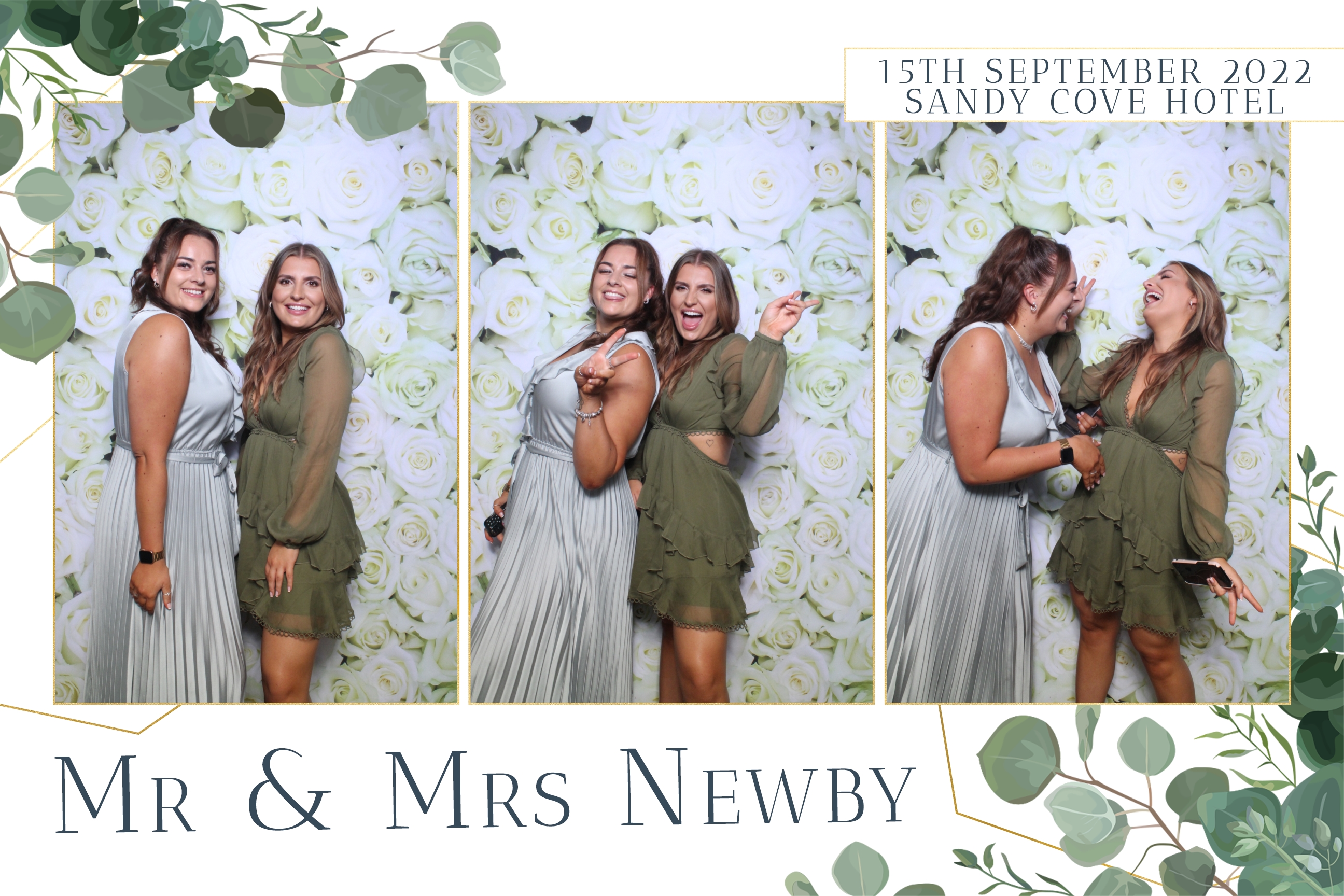 Ellie & Jon | View more photos from the event at images.mobile-photo-booth.com/u/MobilePhotoBoothUK/Ellie-Jon