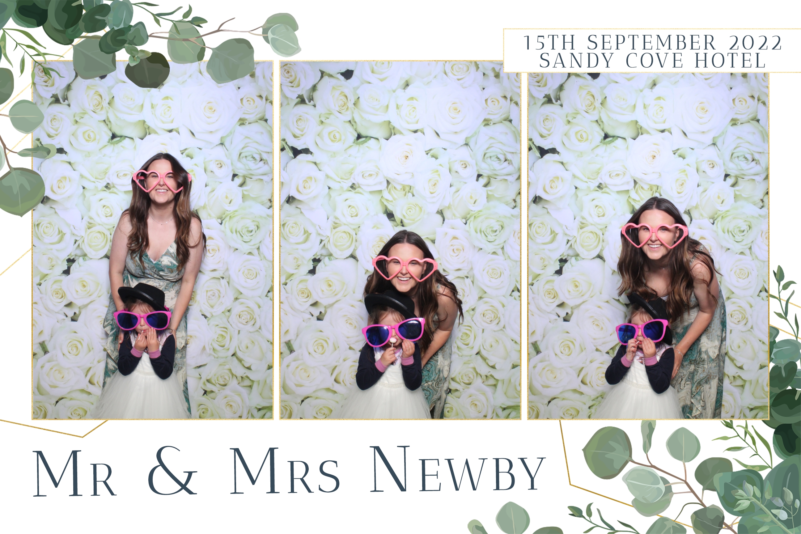 Ellie & Jon | View more photos from the event at images.mobile-photo-booth.com/u/MobilePhotoBoothUK/Ellie-Jon