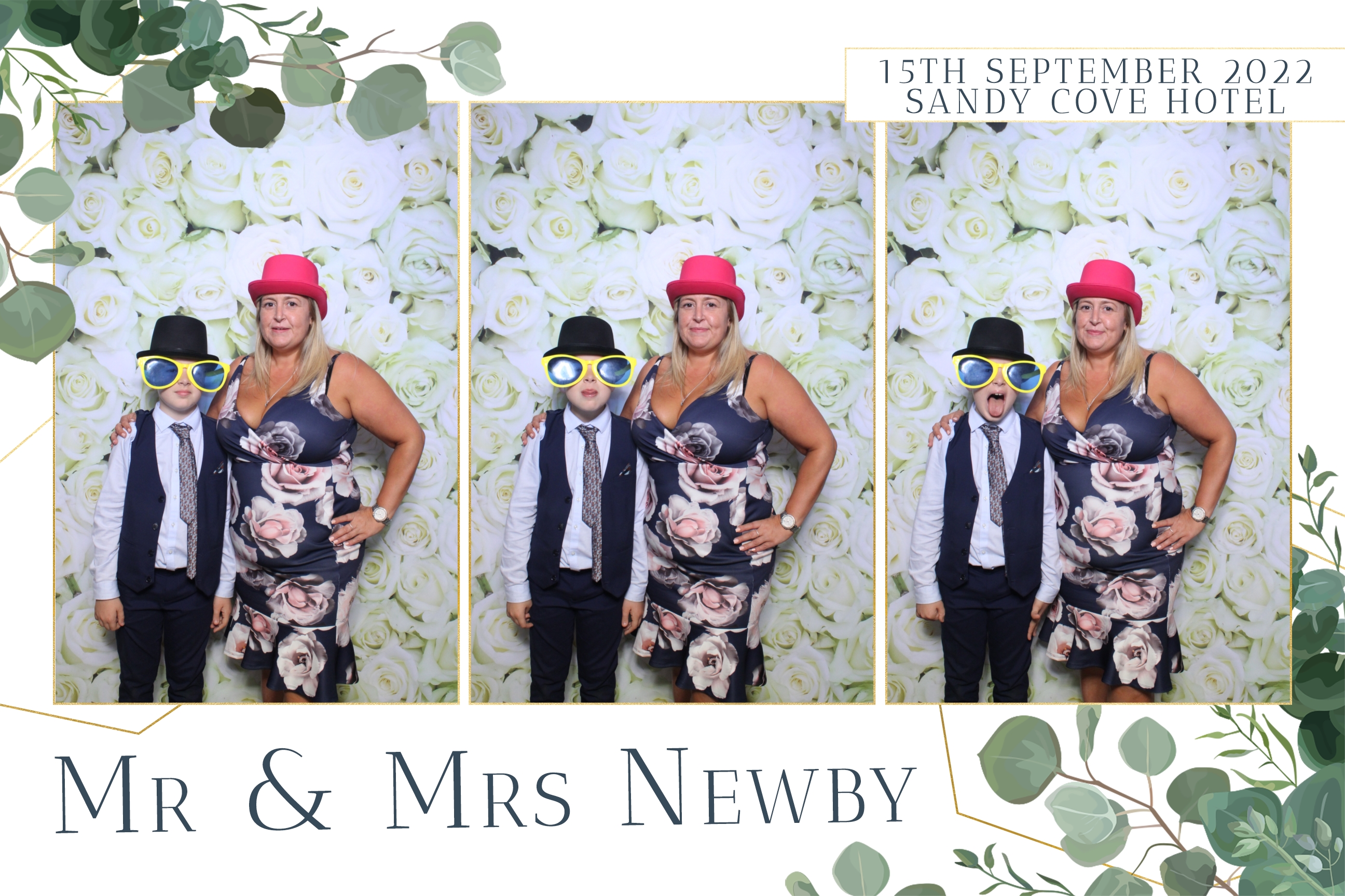 Ellie & Jon | View more photos from the event at images.mobile-photo-booth.com/u/MobilePhotoBoothUK/Ellie-Jon