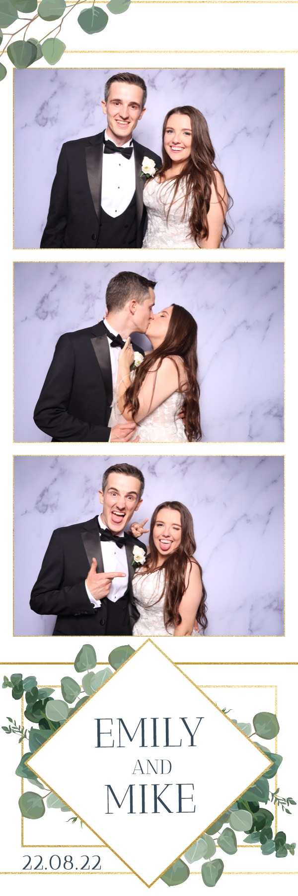 Emily & Mike | View more photos from the event at images.mobile-photo-booth.com/u/MobilePhotoBoothUK/Emily-Mike