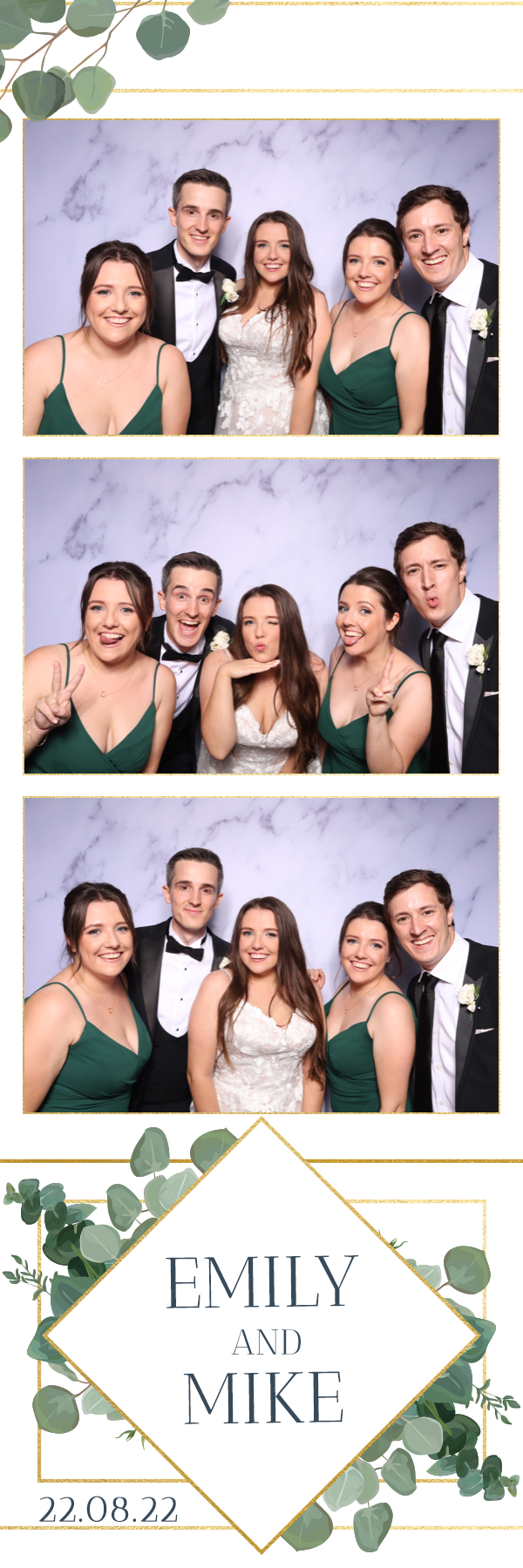 Emily & Mike | View more photos from the event at images.mobile-photo-booth.com/u/MobilePhotoBoothUK/Emily-Mike