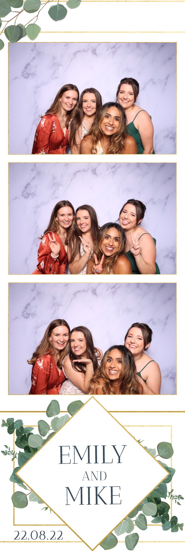 Emily & Mike | View more photos from the event at images.mobile-photo-booth.com/u/MobilePhotoBoothUK/Emily-Mike