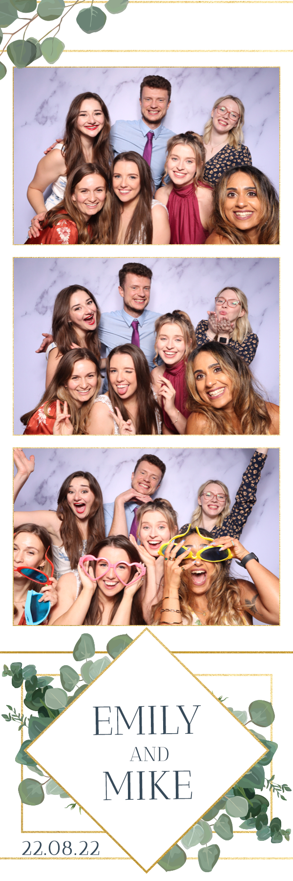 Emily & Mike | View more photos from the event at images.mobile-photo-booth.com/u/MobilePhotoBoothUK/Emily-Mike