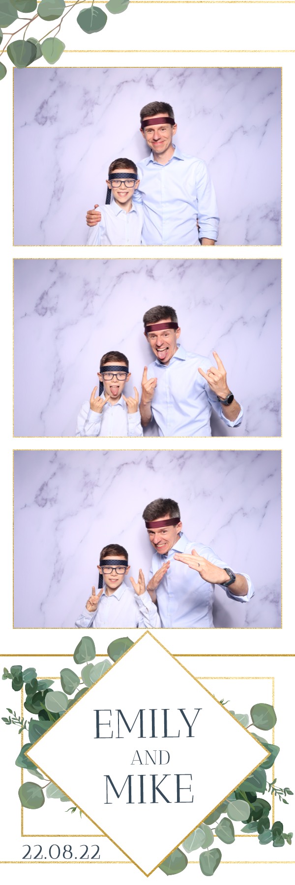 Emily & Mike | View more photos from the event at images.mobile-photo-booth.com/u/MobilePhotoBoothUK/Emily-Mike