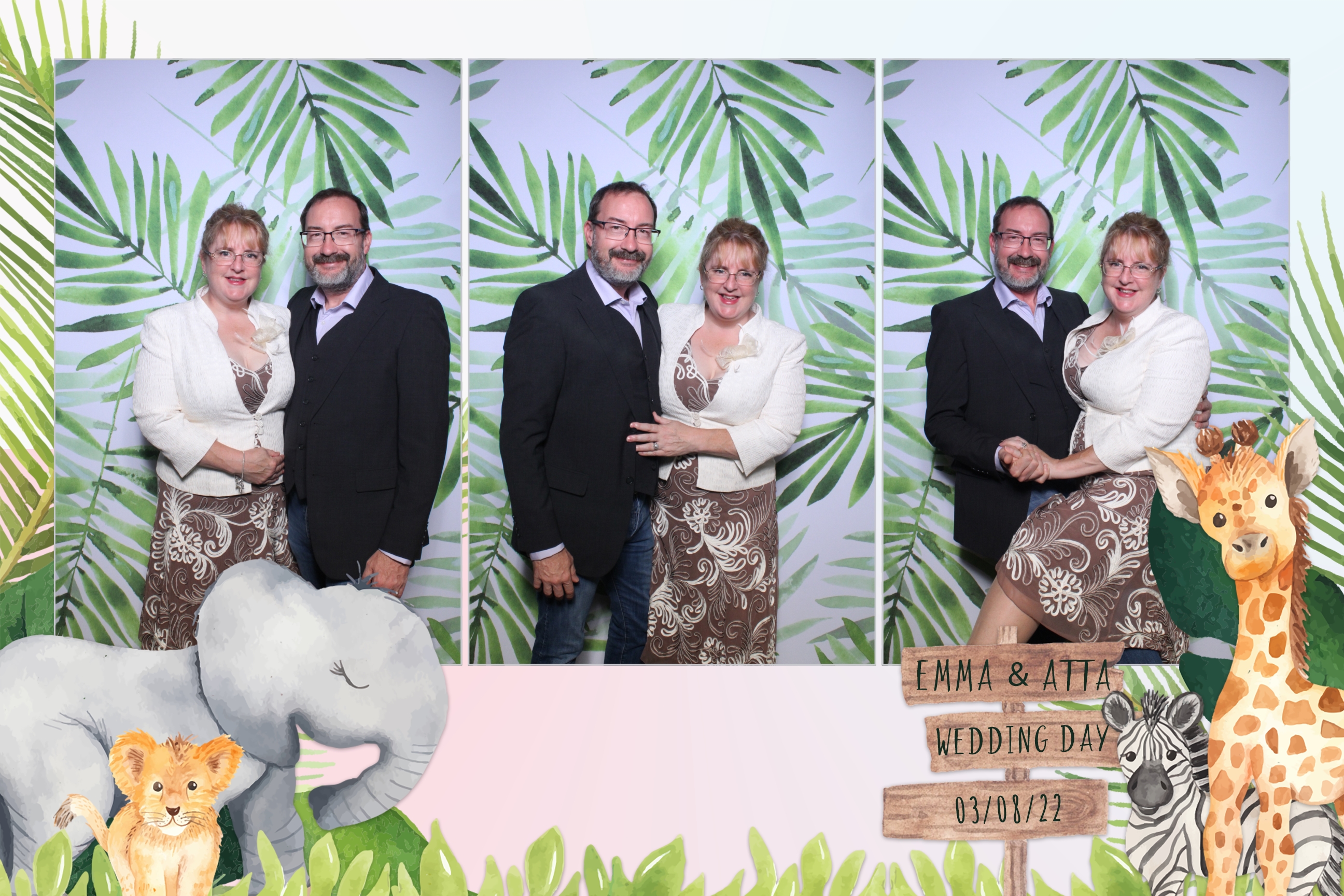 Emma & Atta | View more photos from the event at images.mobile-photo-booth.com/u/MobilePhotoBoothUK/Emma-Atta