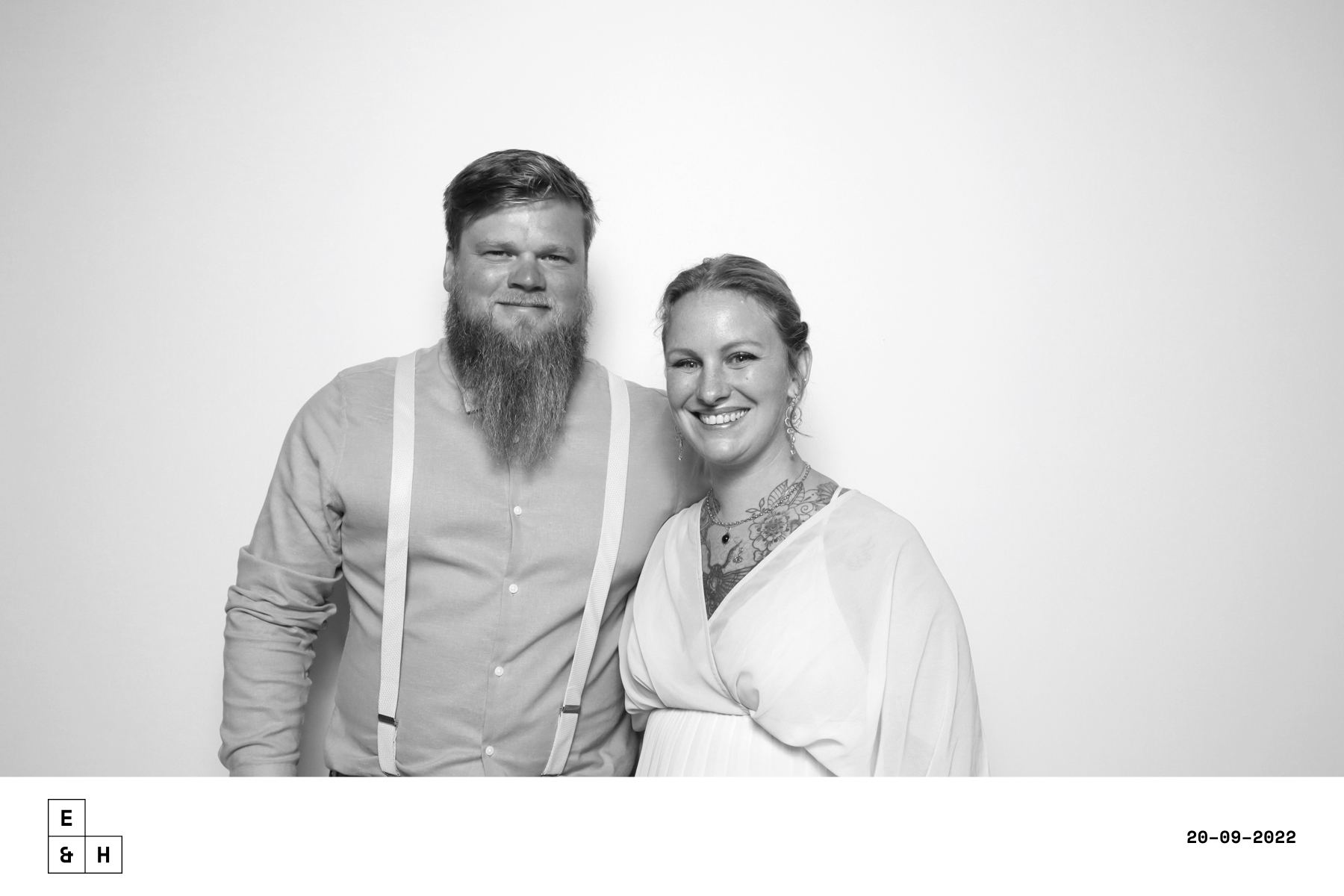 Emma & Harry | View more photos from the event at images.mobile-photo-booth.com/u/MobilePhotoBoothUK/Emma-Harry