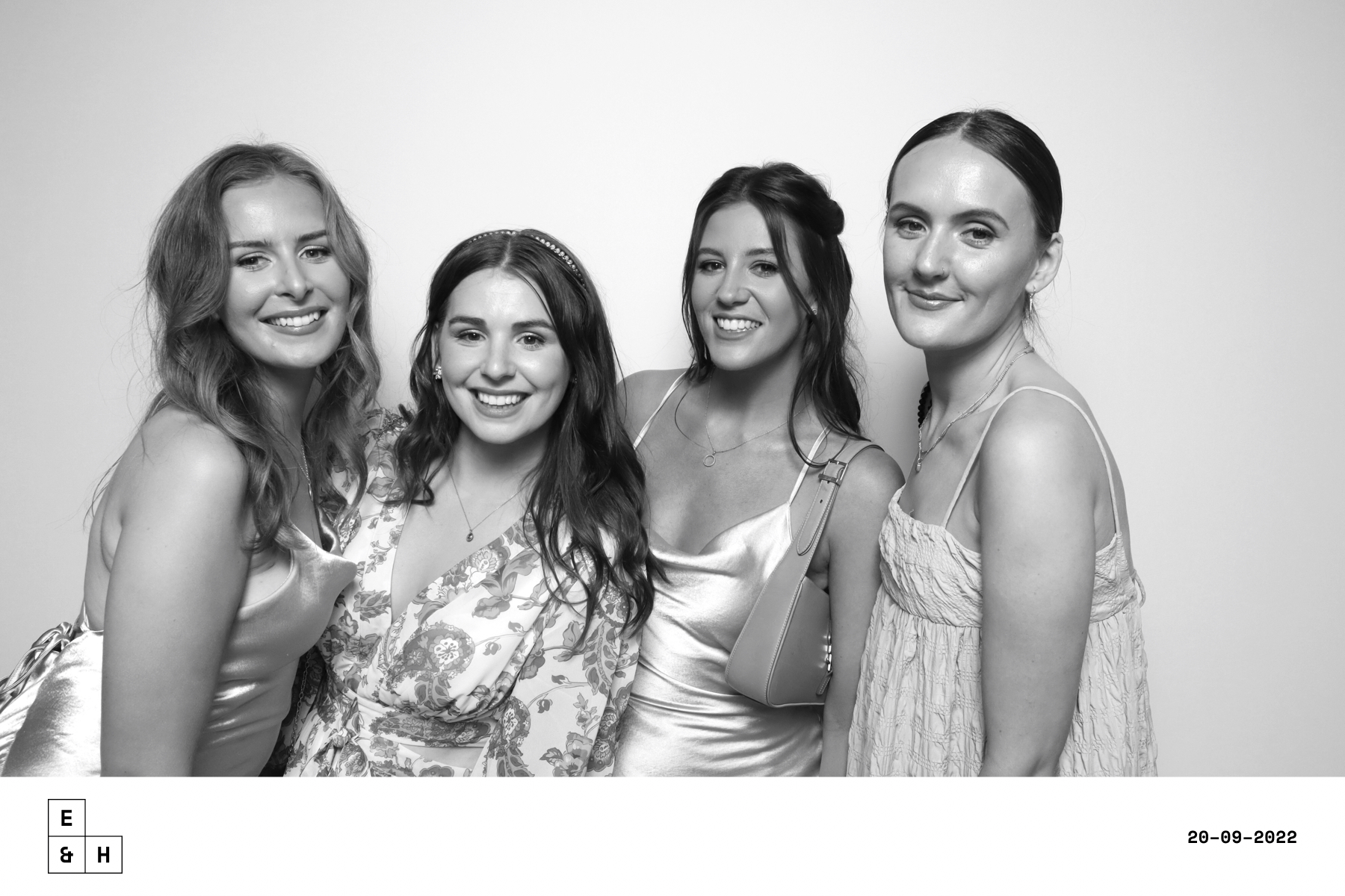 Emma & Harry | View more photos from the event at images.mobile-photo-booth.com/u/MobilePhotoBoothUK/Emma-Harry