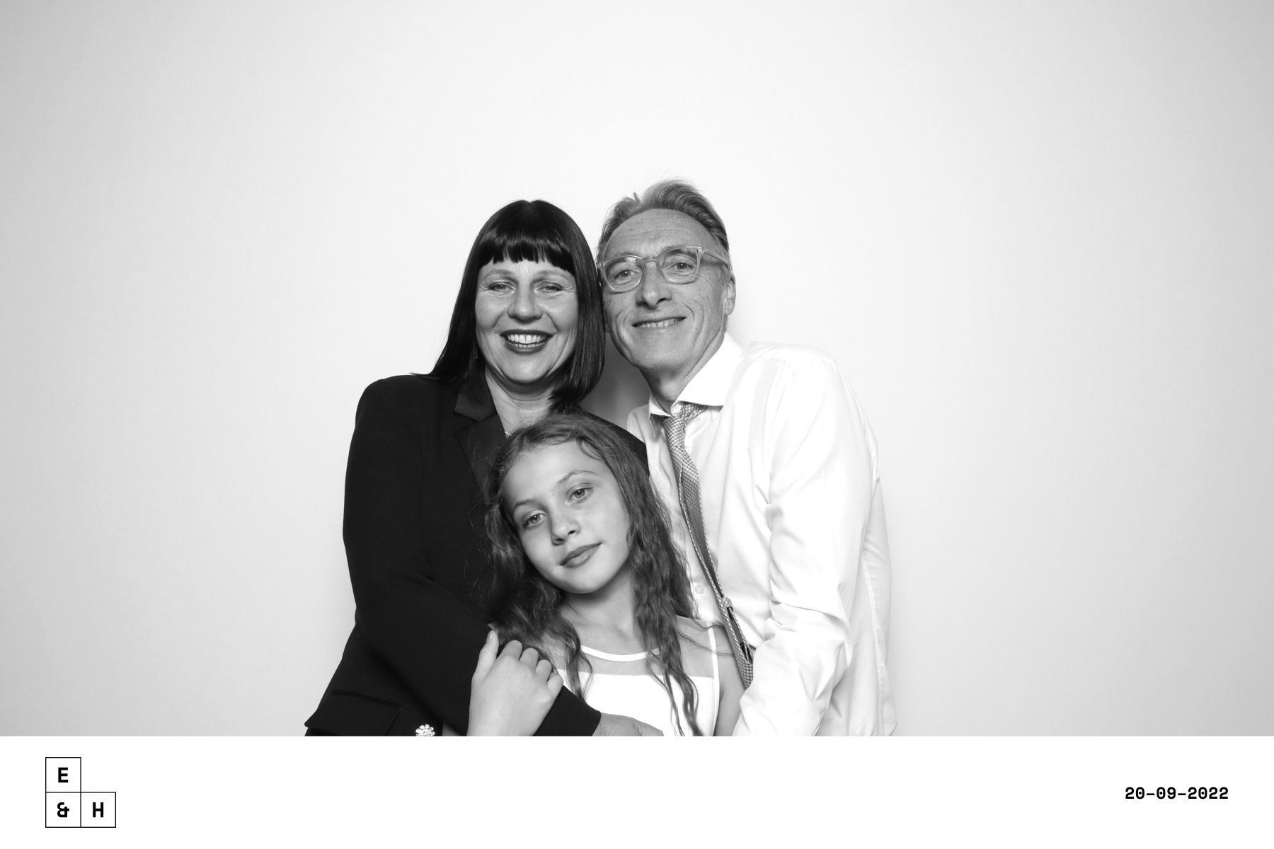 Emma & Harry | View more photos from the event at images.mobile-photo-booth.com/u/MobilePhotoBoothUK/Emma-Harry