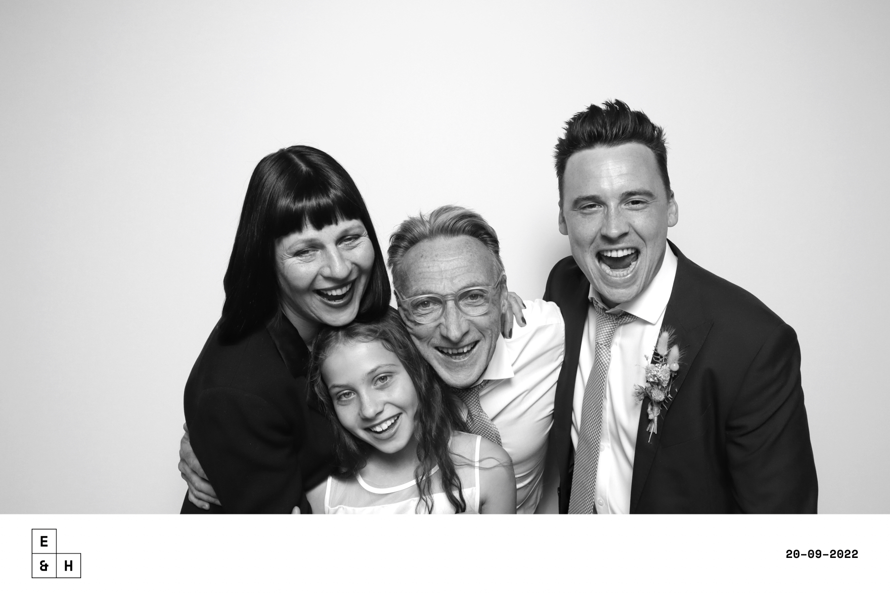 Emma & Harry | View more photos from the event at images.mobile-photo-booth.com/u/MobilePhotoBoothUK/Emma-Harry