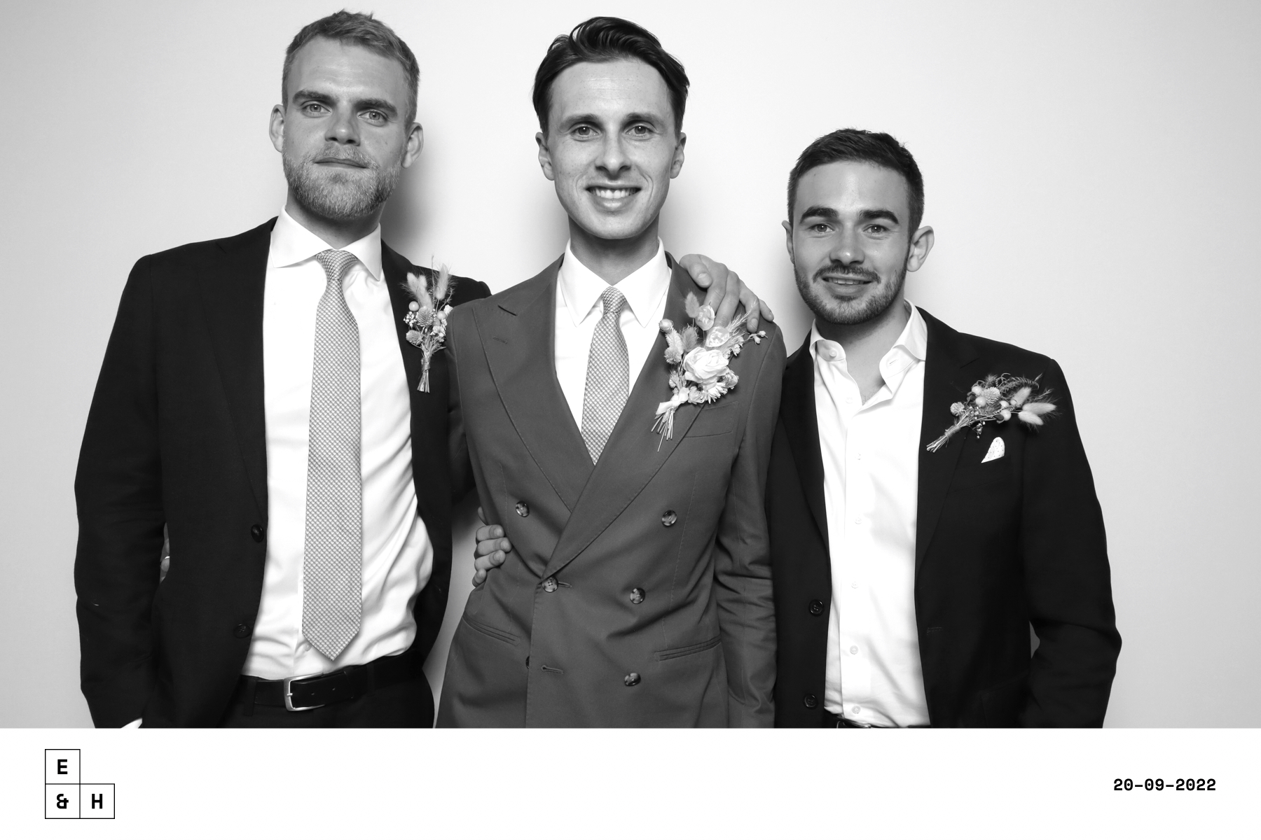 Emma & Harry | View more photos from the event at images.mobile-photo-booth.com/u/MobilePhotoBoothUK/Emma-Harry