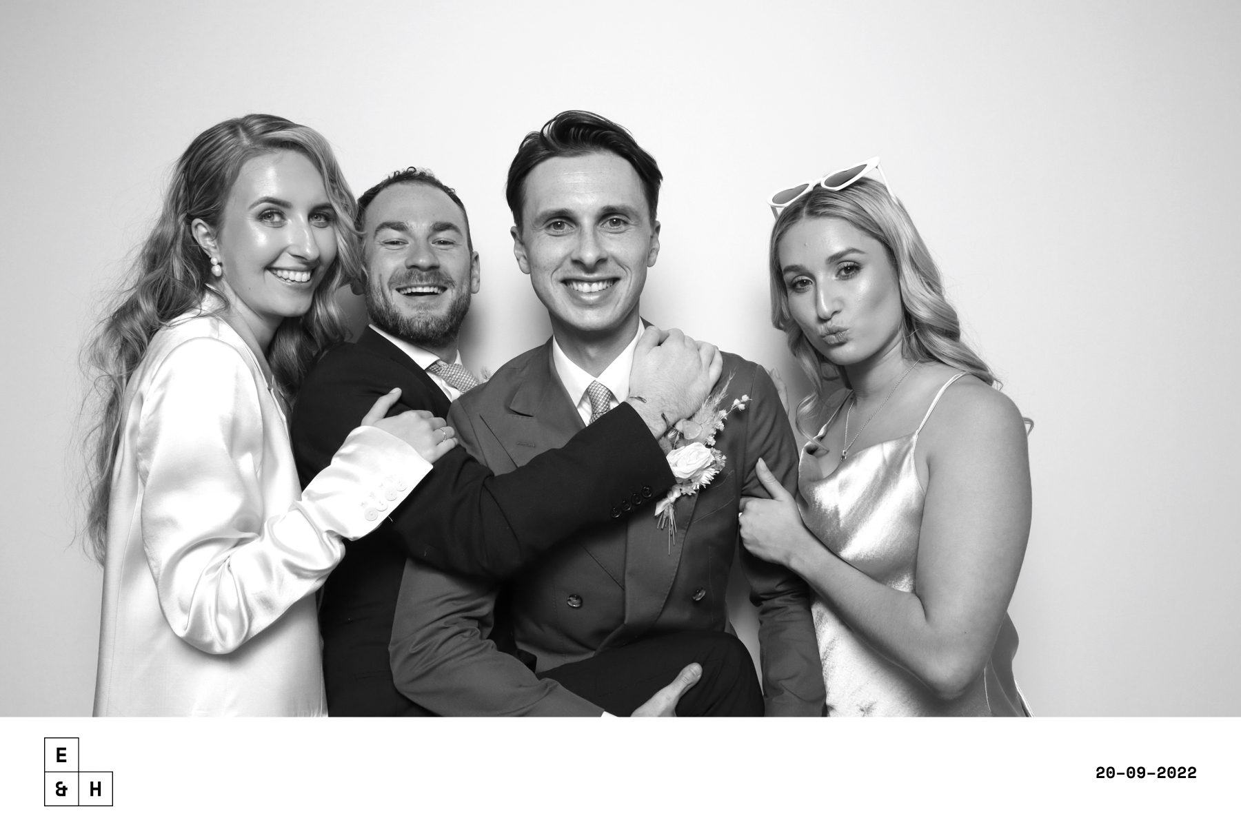 Emma & Harry | View more photos from the event at images.mobile-photo-booth.com/u/MobilePhotoBoothUK/Emma-Harry
