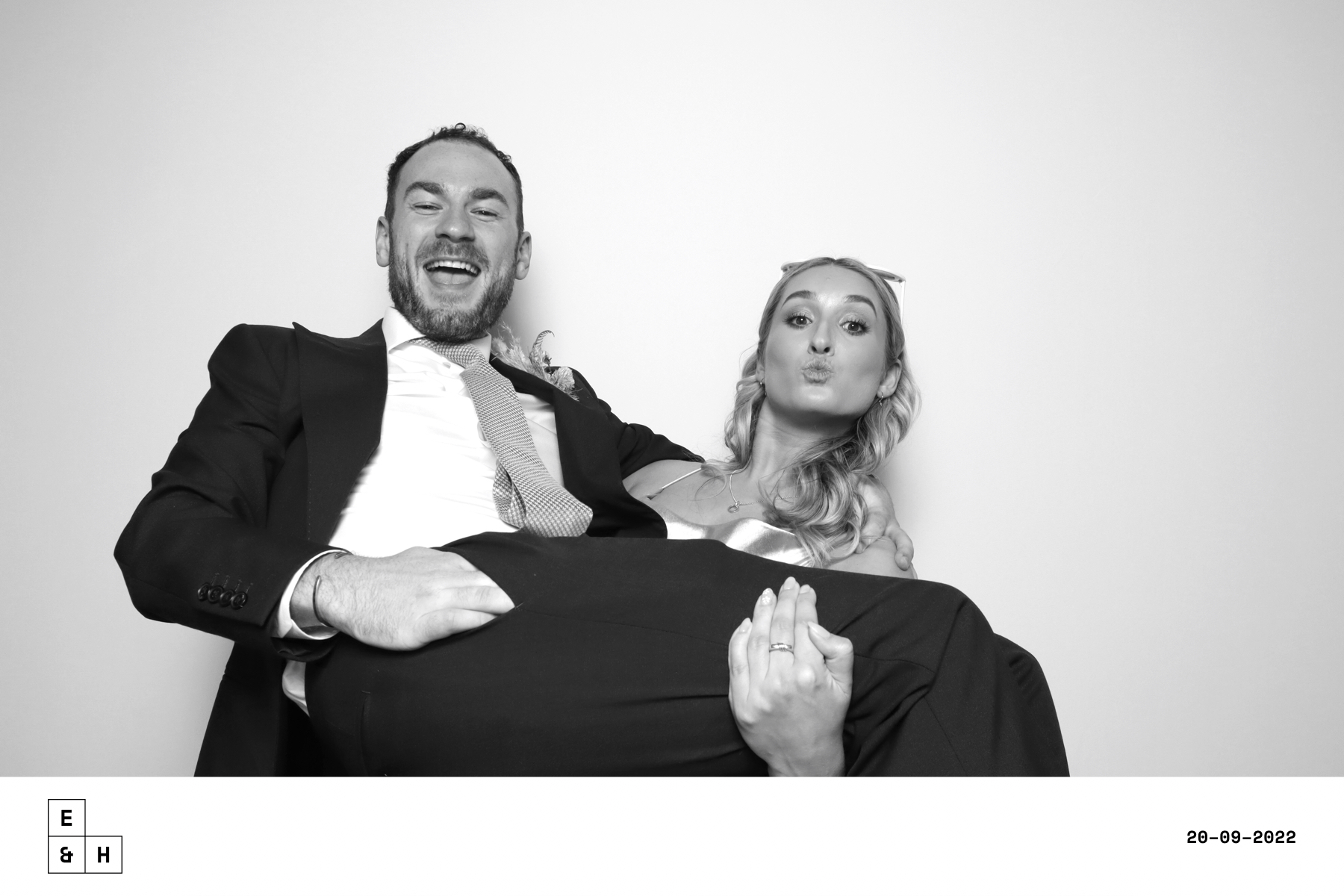 Emma & Harry | View more photos from the event at images.mobile-photo-booth.com/u/MobilePhotoBoothUK/Emma-Harry