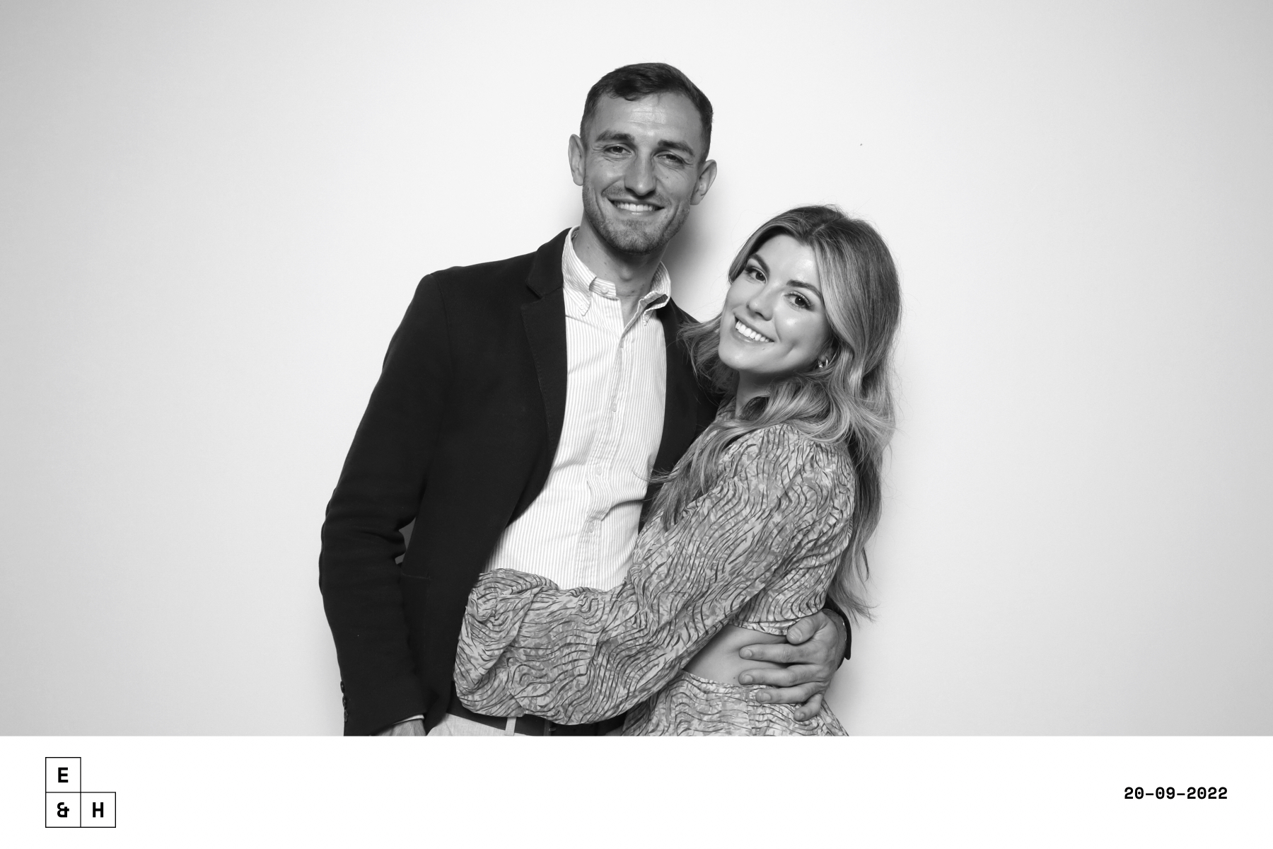 Emma & Harry | View more photos from the event at images.mobile-photo-booth.com/u/MobilePhotoBoothUK/Emma-Harry