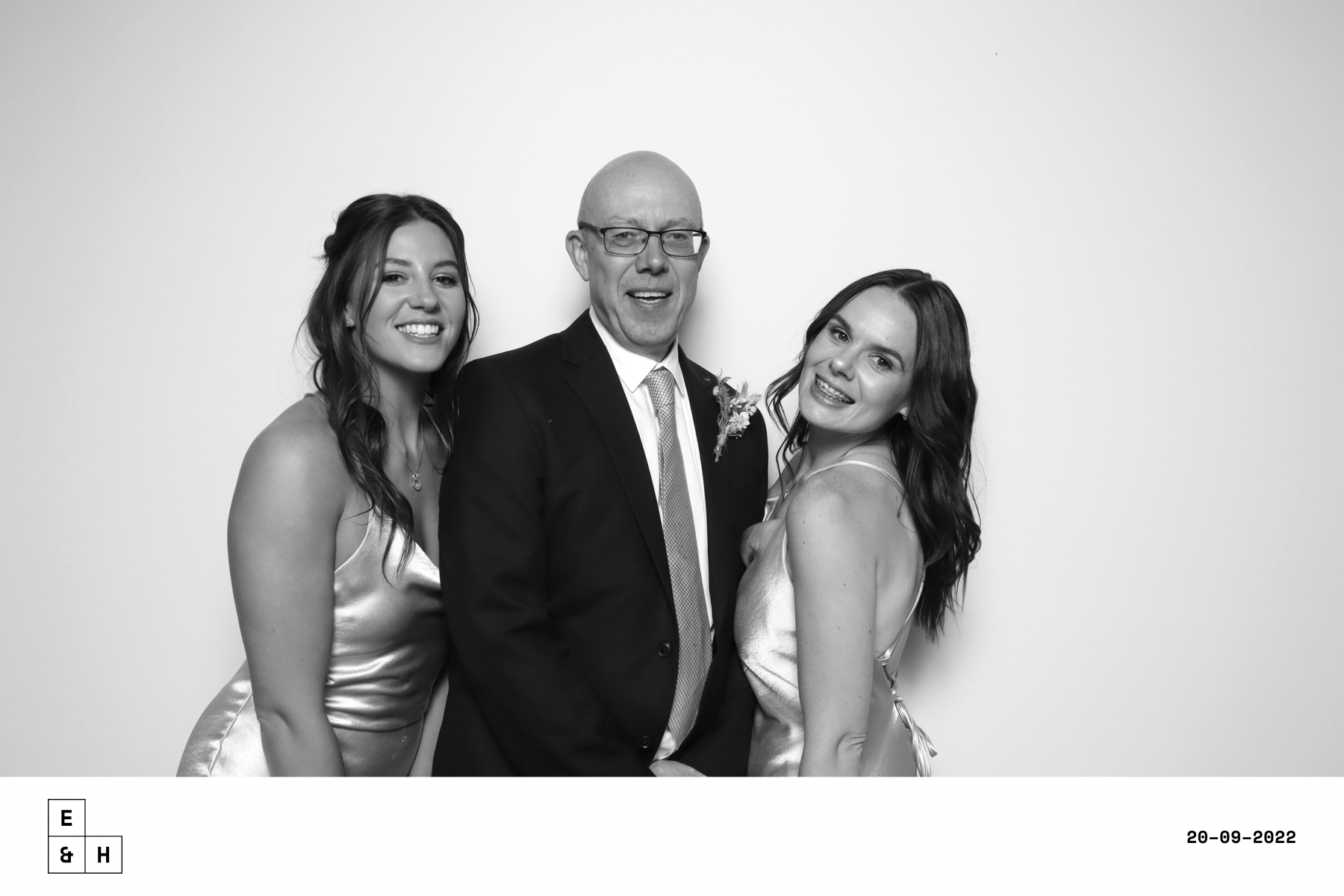 Emma & Harry | View more photos from the event at images.mobile-photo-booth.com/u/MobilePhotoBoothUK/Emma-Harry