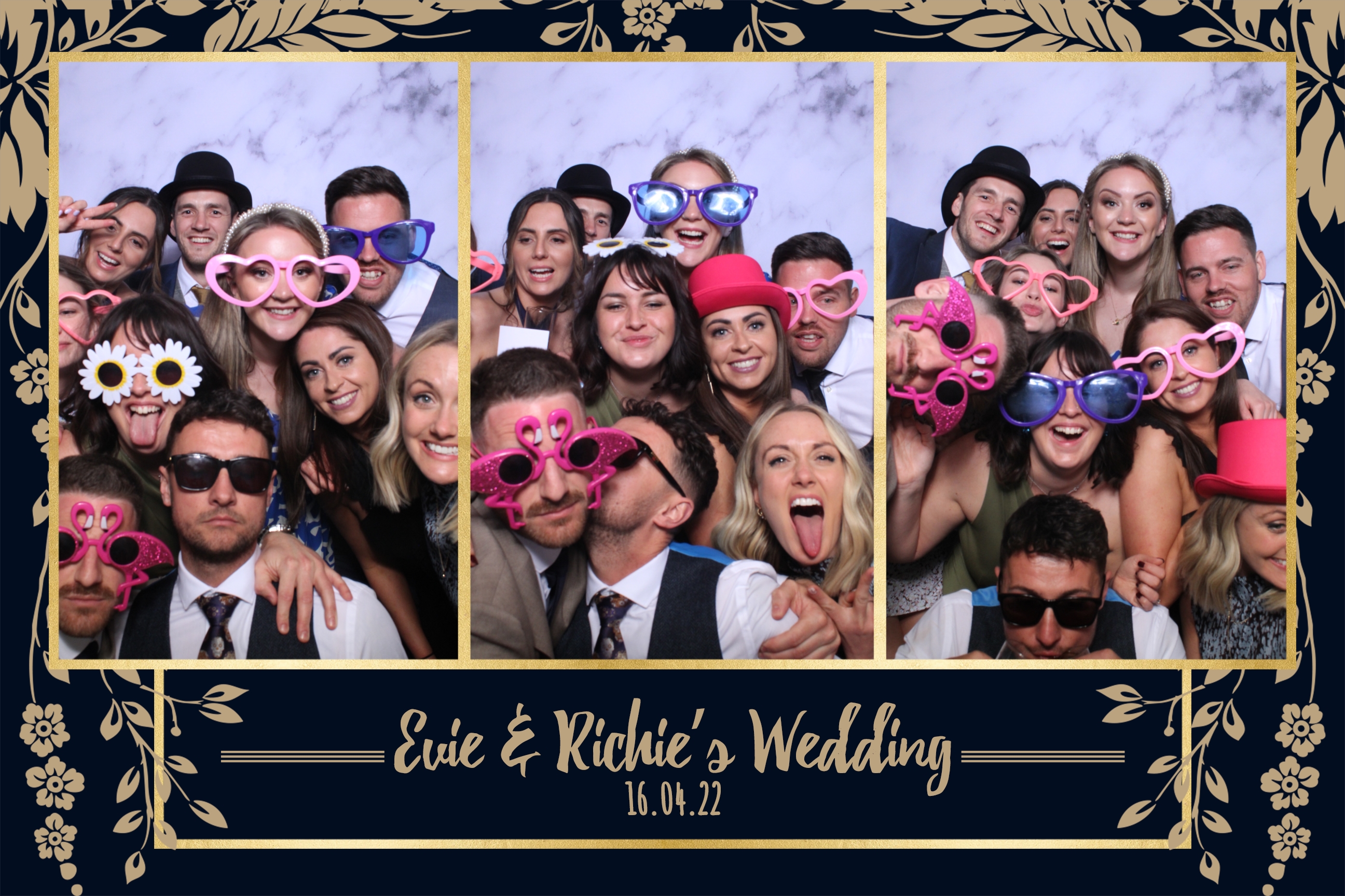 Evie & Richie | View more photos from the event at images.mobile-photo-booth.com/u/MobilePhotoBoothUK/Evie-Richie