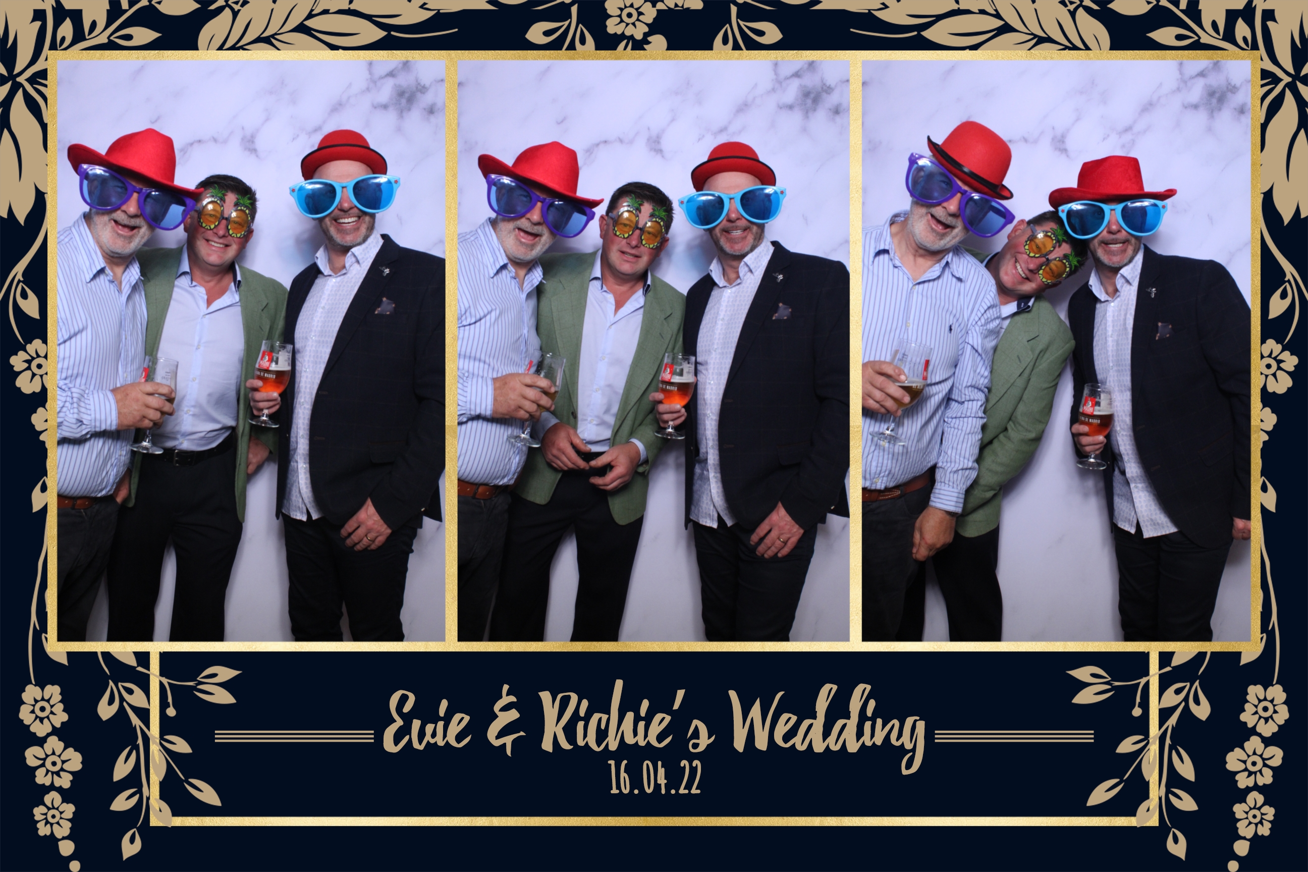 Evie & Richie | View more photos from the event at images.mobile-photo-booth.com/u/MobilePhotoBoothUK/Evie-Richie