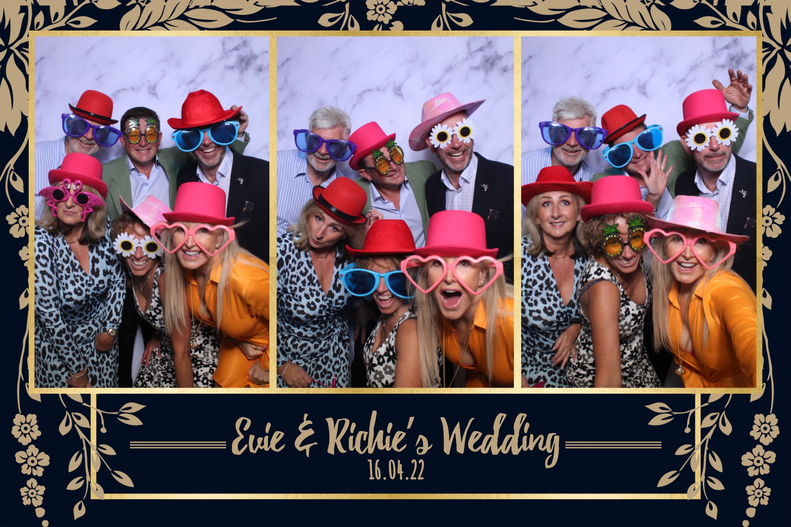 Evie & Richie | View more photos from the event at images.mobile-photo-booth.com/u/MobilePhotoBoothUK/Evie-Richie