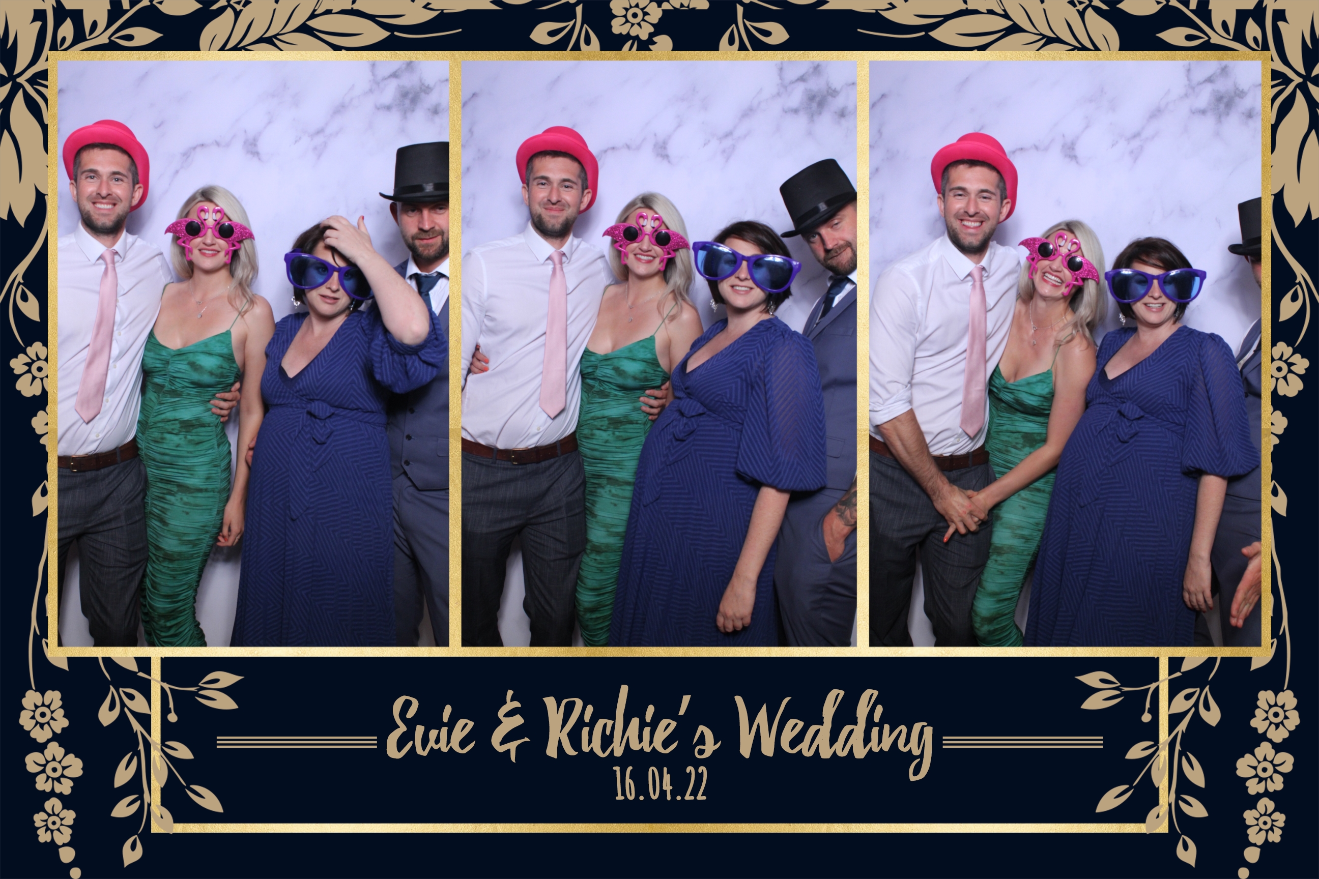 Evie & Richie | View more photos from the event at images.mobile-photo-booth.com/u/MobilePhotoBoothUK/Evie-Richie