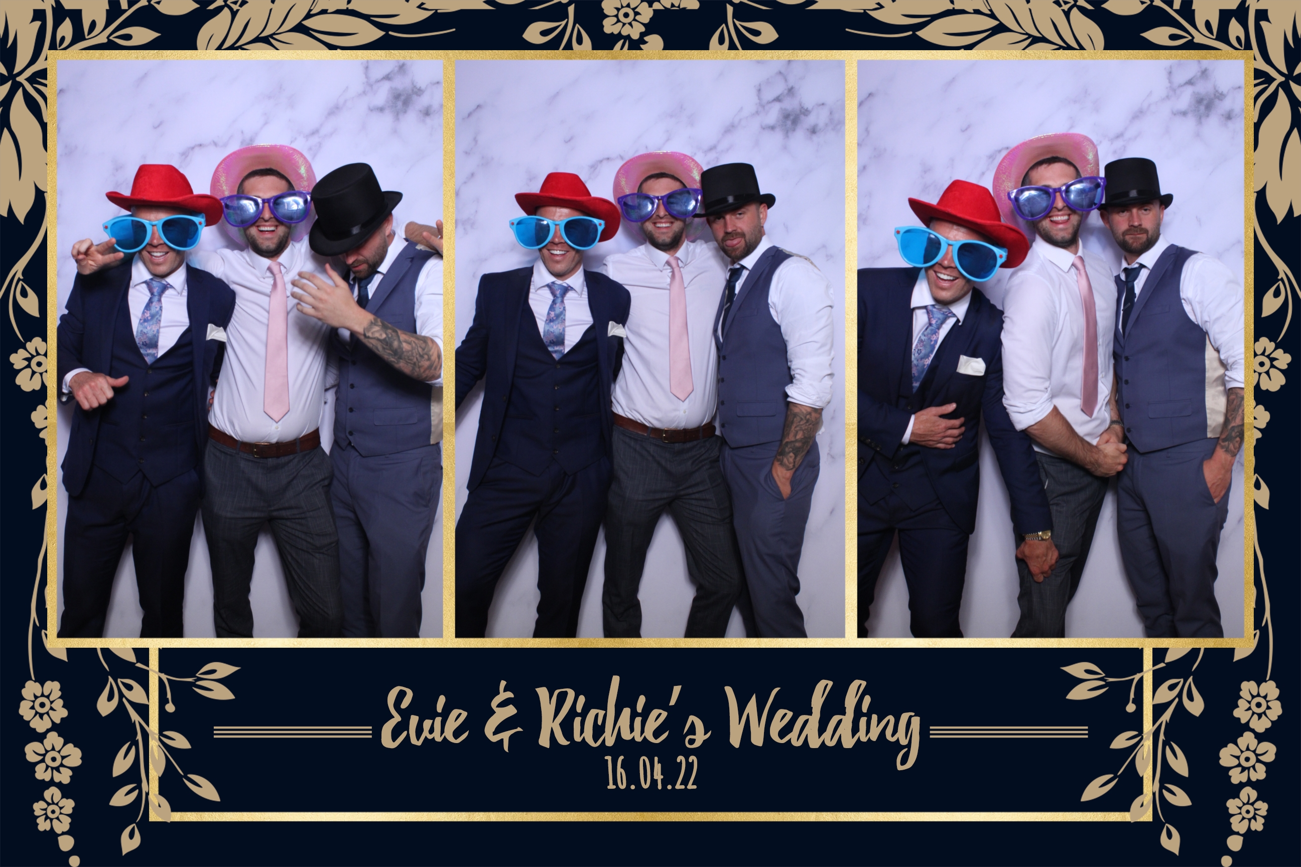 Evie & Richie | View more photos from the event at images.mobile-photo-booth.com/u/MobilePhotoBoothUK/Evie-Richie