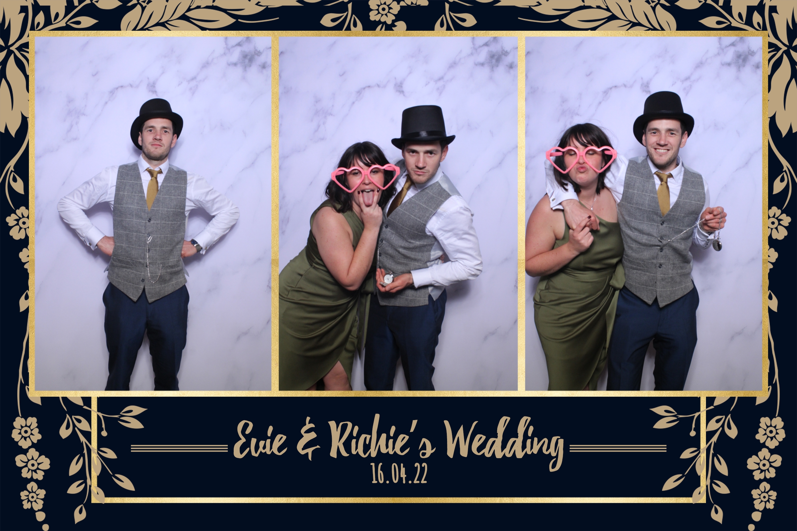 Evie & Richie | View more photos from the event at images.mobile-photo-booth.com/u/MobilePhotoBoothUK/Evie-Richie