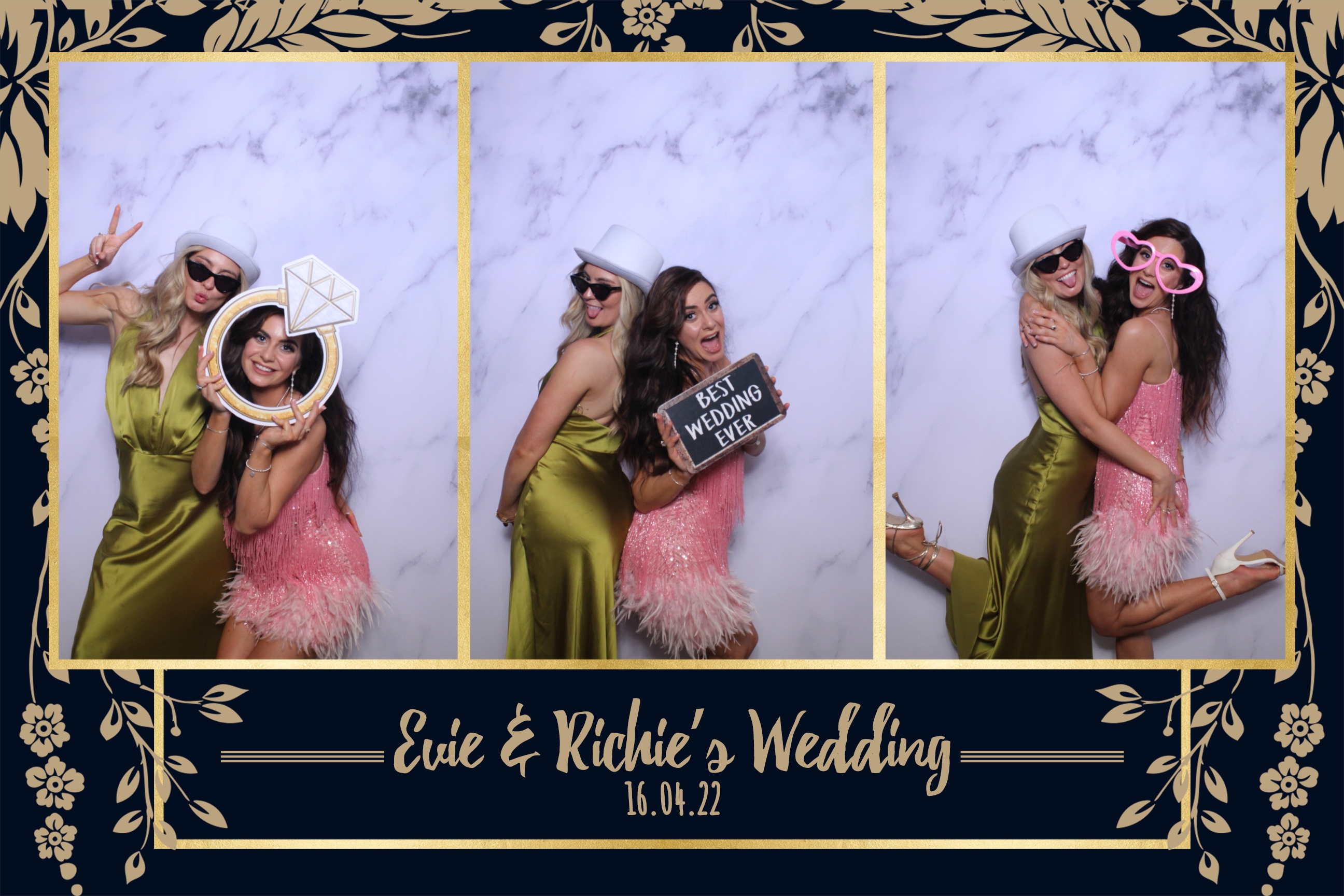Evie & Richie | View more photos from the event at images.mobile-photo-booth.com/u/MobilePhotoBoothUK/Evie-Richie