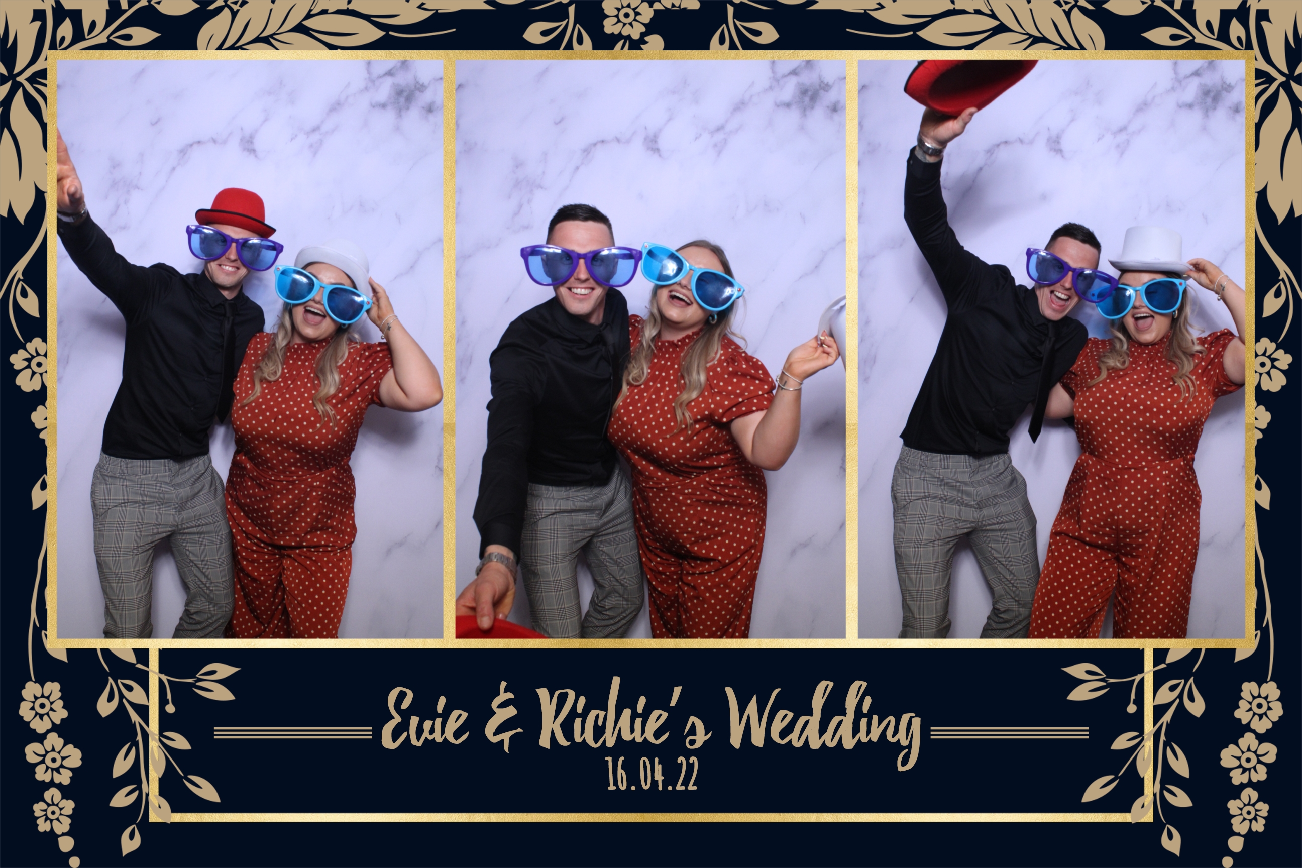 Evie & Richie | View more photos from the event at images.mobile-photo-booth.com/u/MobilePhotoBoothUK/Evie-Richie