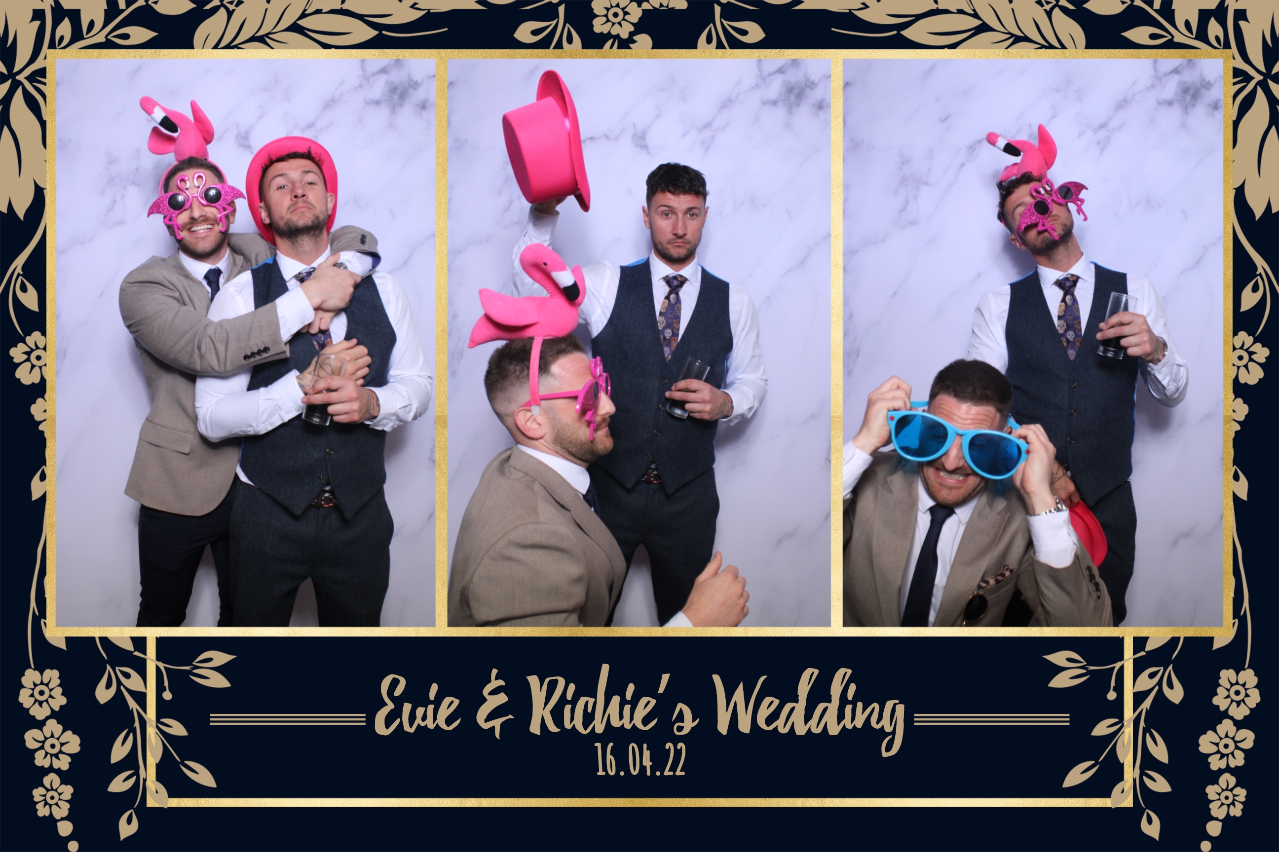 Evie & Richie | View more photos from the event at images.mobile-photo-booth.com/u/MobilePhotoBoothUK/Evie-Richie