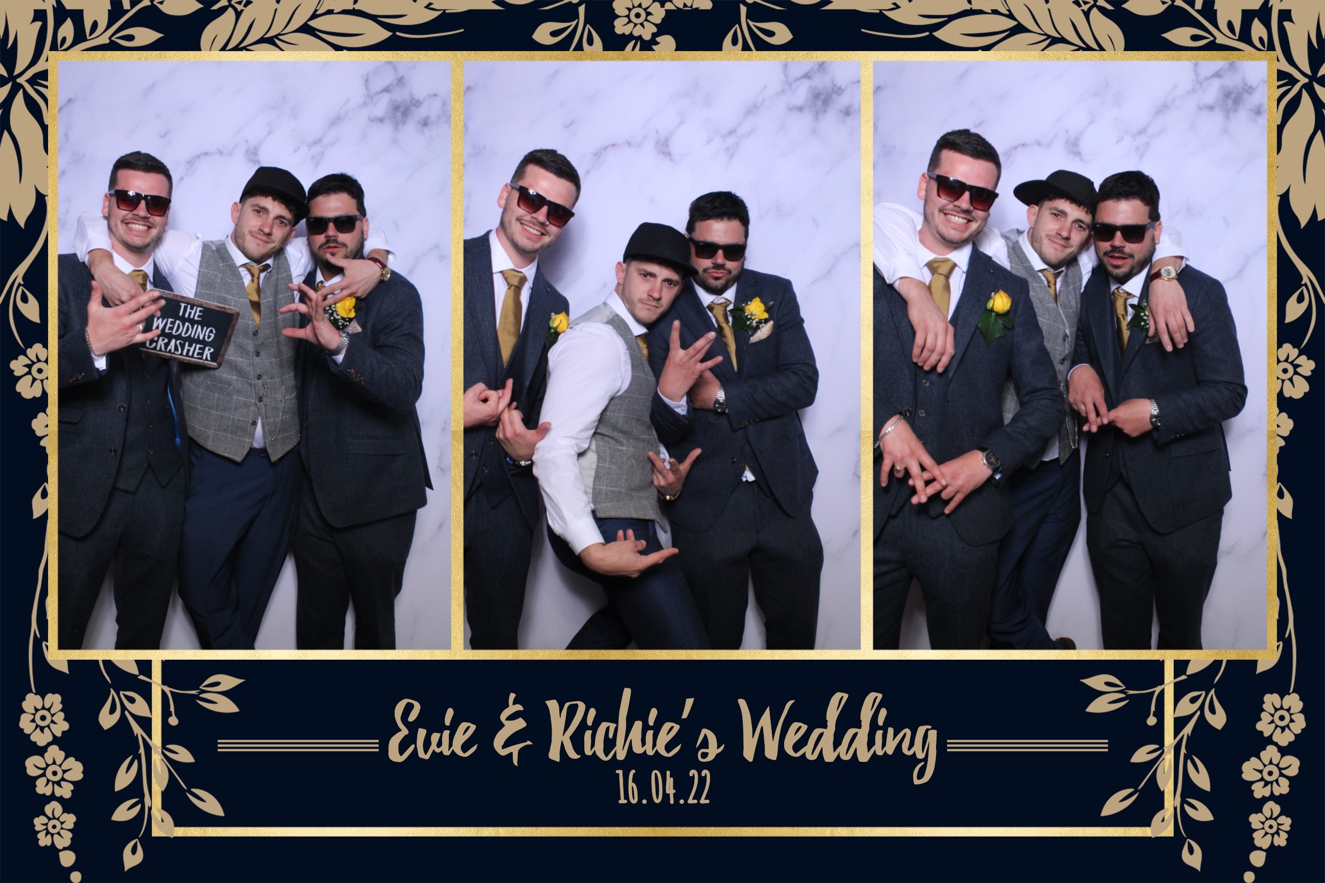 Evie & Richie | View more photos from the event at images.mobile-photo-booth.com/u/MobilePhotoBoothUK/Evie-Richie